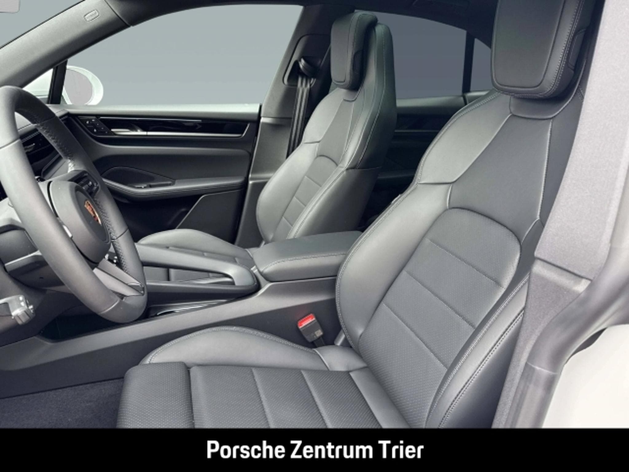 Porsche Macan Surround-View BOSE PASM 22-Zoll LED-Matrix (2026) - Photo 5