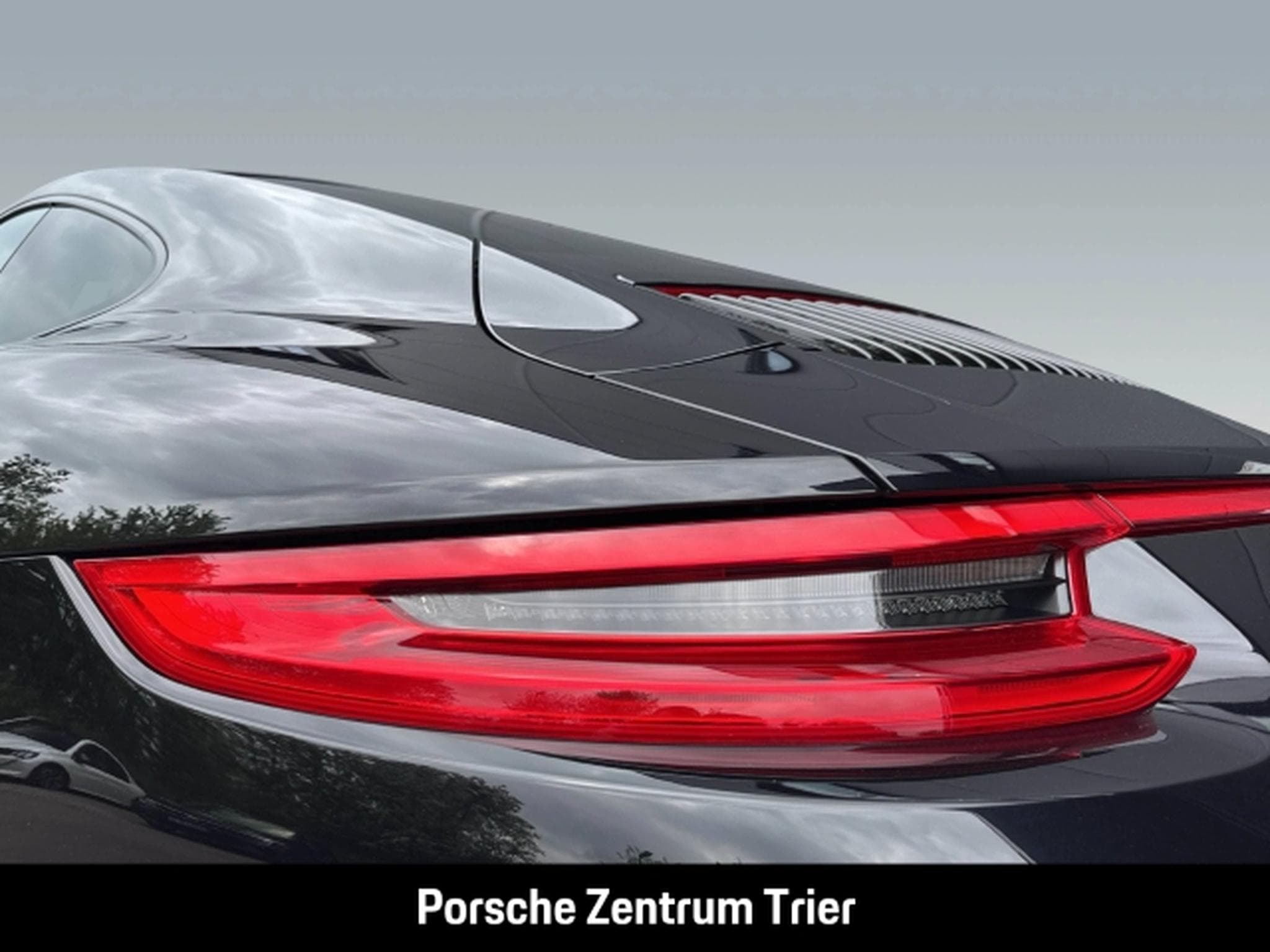Porsche 911 Carrera 4 Sitzbelüftung Sportsitze BOSE (2017) - Foto 12