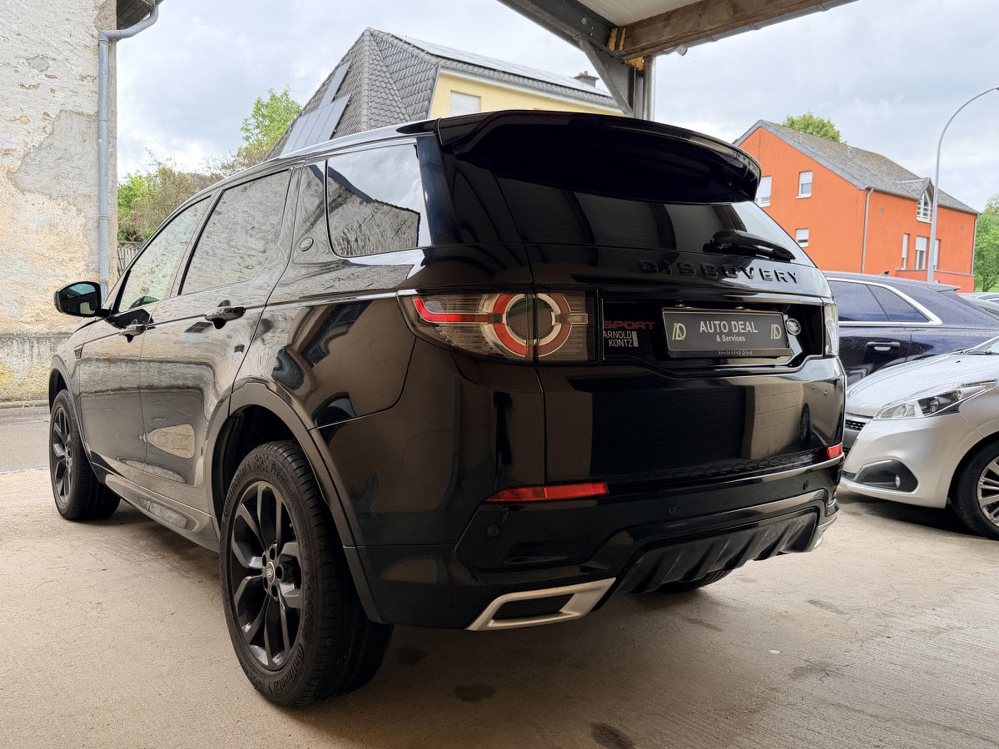Land-Rover Discovery Sport Si4 240 HSE Automatique Panorama  7 places 241cv (2019) - Photo 4