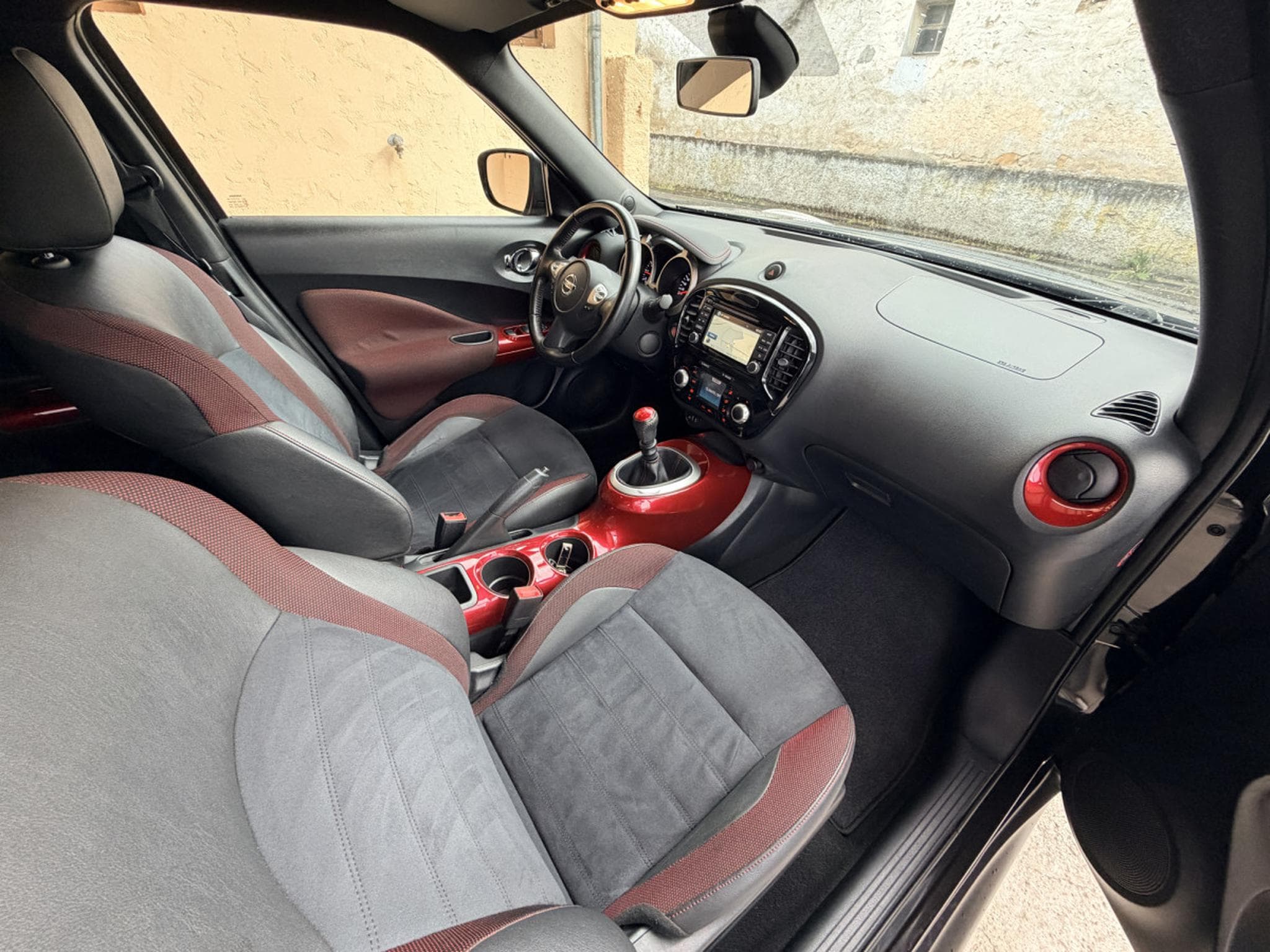 Nissan Juke 1.2 Active 116CV (2018) - Photo 6