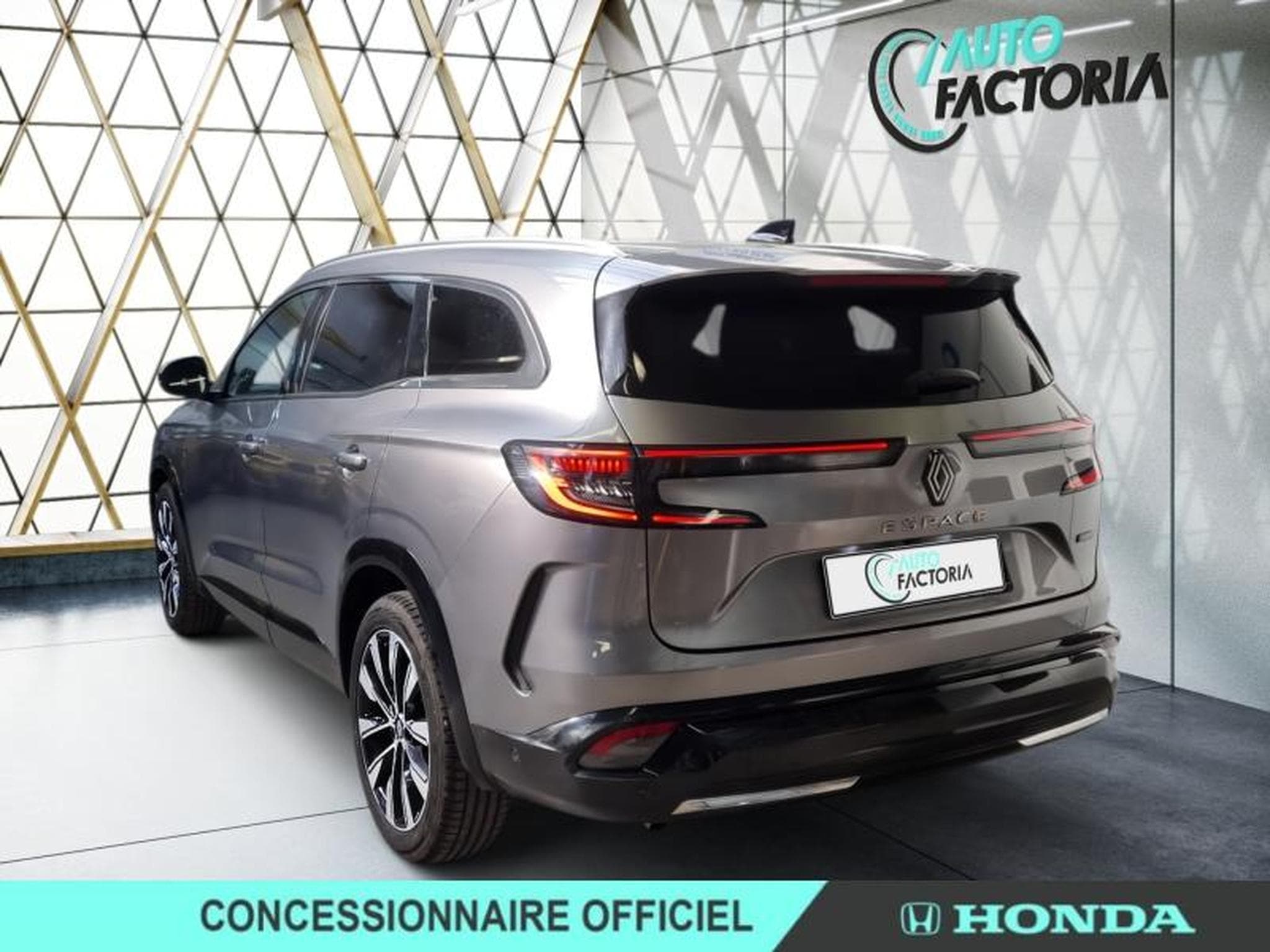 Renault Espace 1.2 E-Tech Full Hybrid 200CH Techno 7 Places (2024) - Foto 3