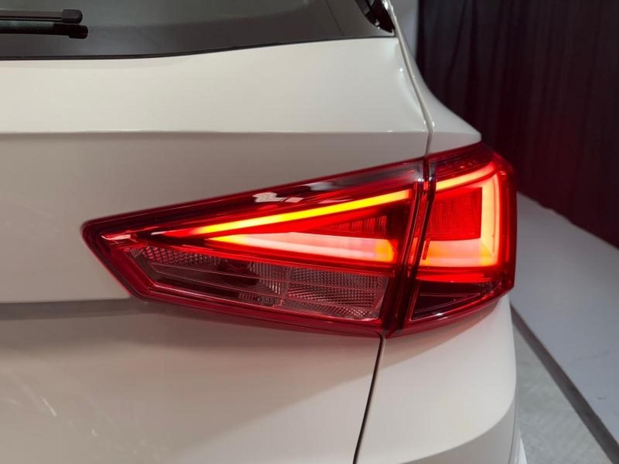 Seat Arona 1.0 TSI 115ch Xperience DSG7 SPECIAL EDITION (2025) - Foto 13
