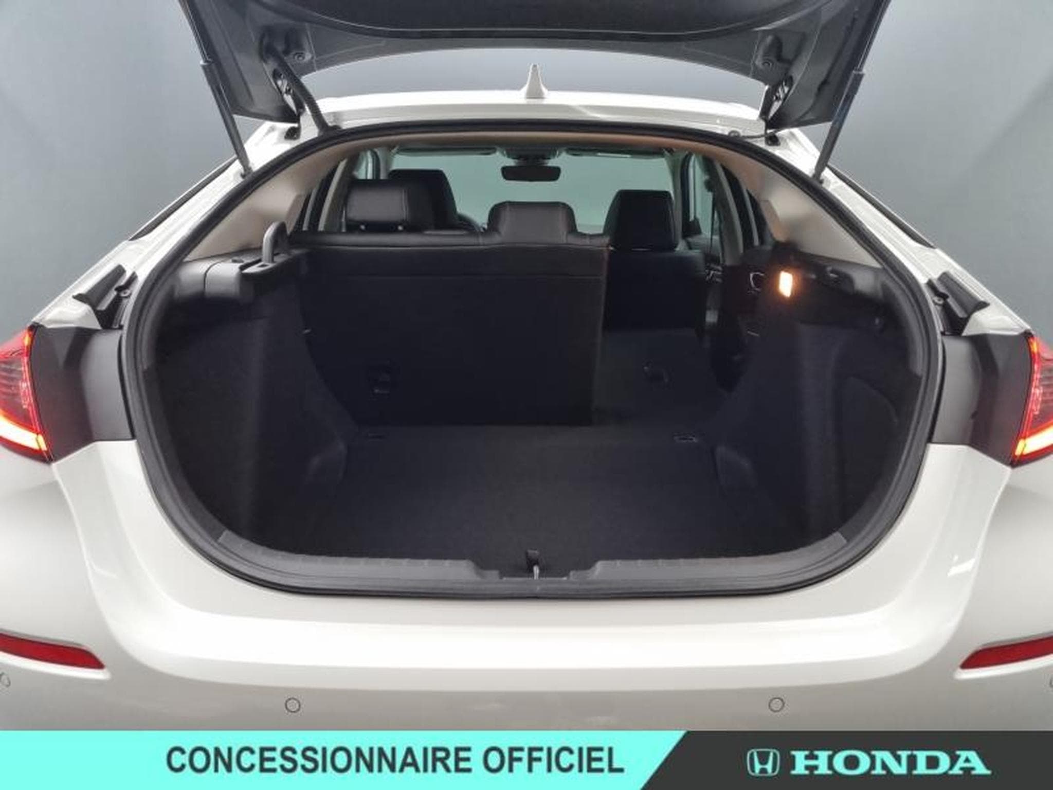 Honda Civic 2.0 i-MMD 184ch e:HEV Advance (2025) - Foto 4