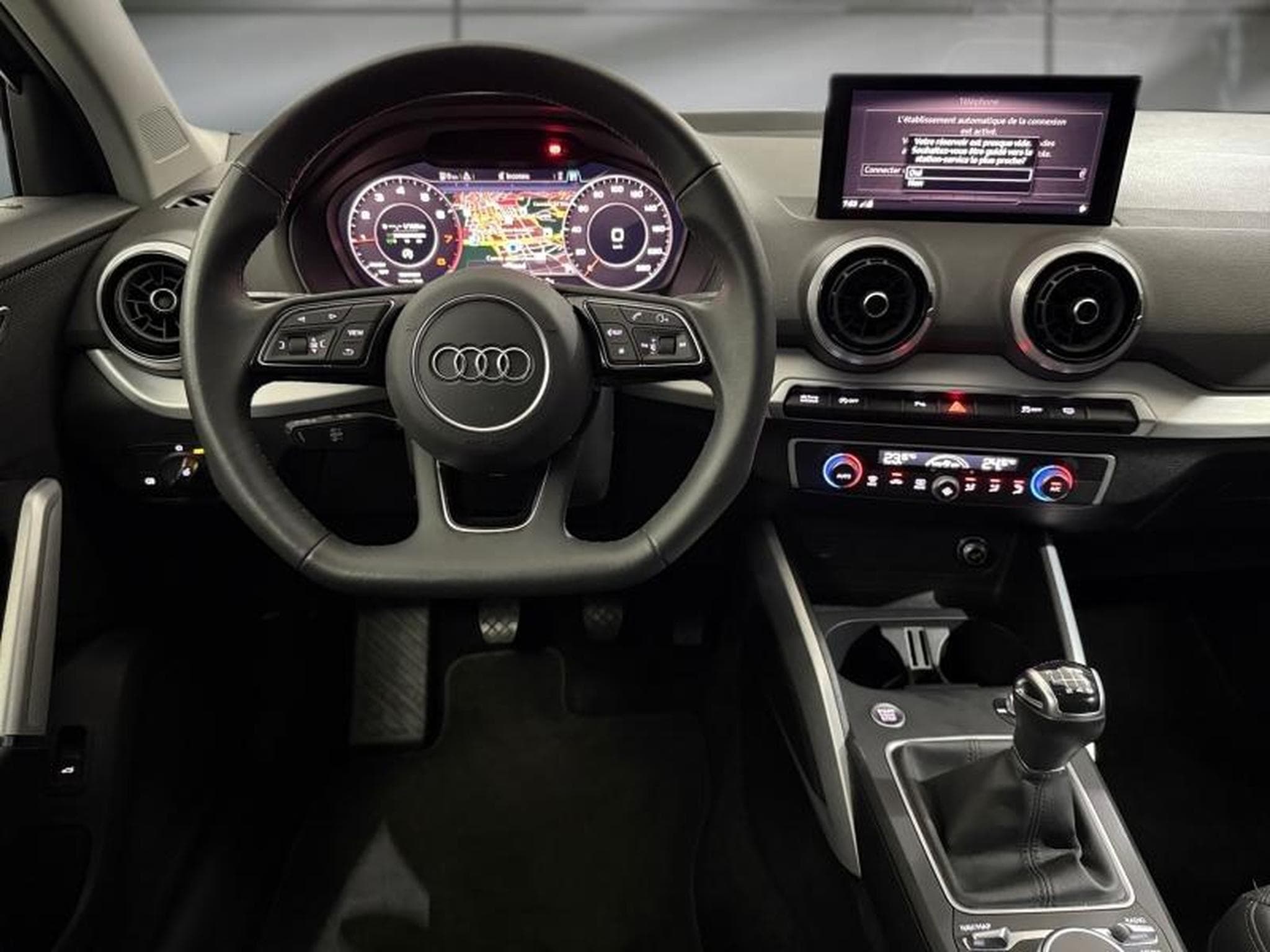 Audi Q2 30 TFSI 110ch S-Line (2024) - Foto 24
