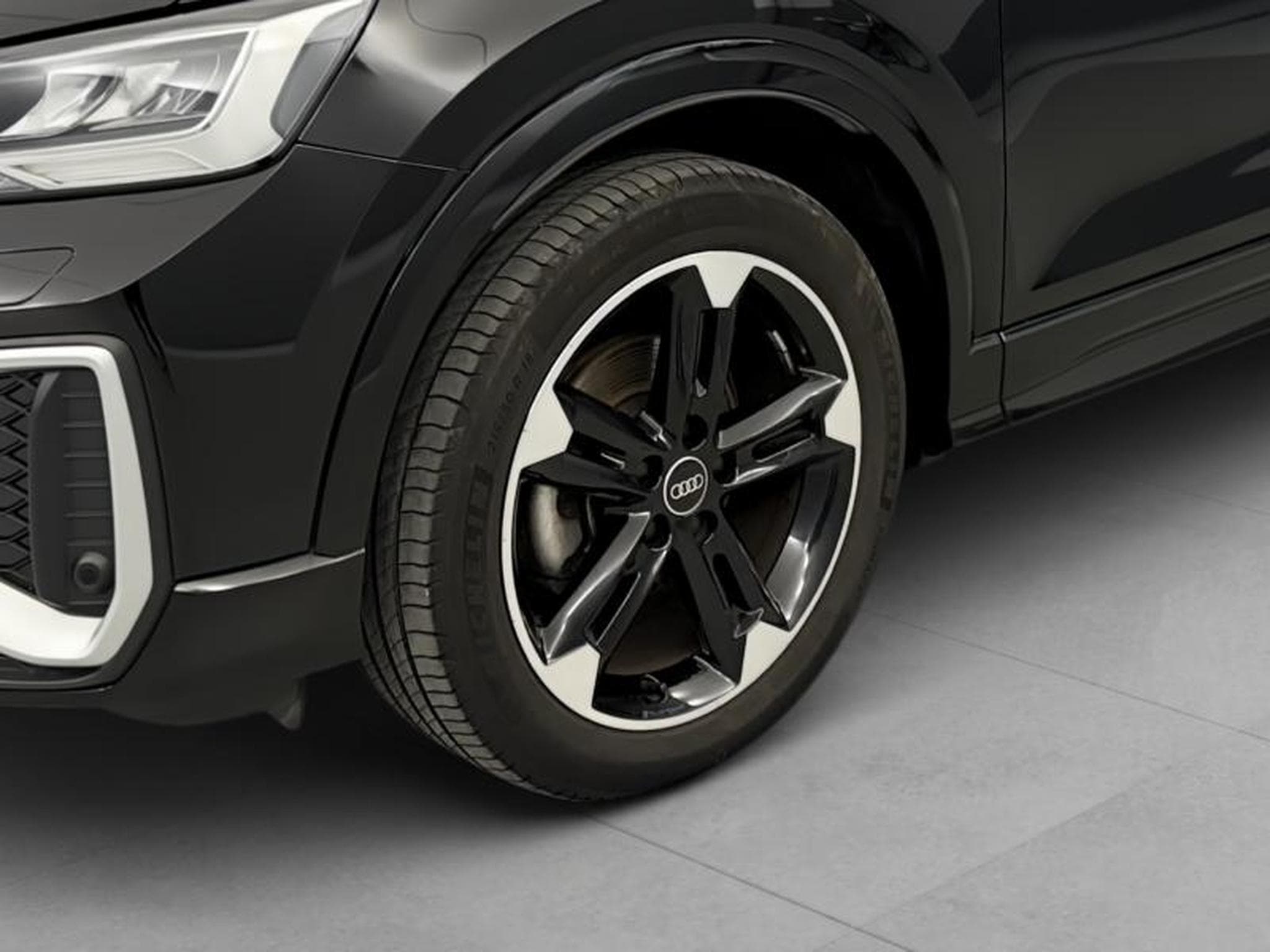 Audi Q2 30 TFSI 110ch S-Line (2024) - Foto 9