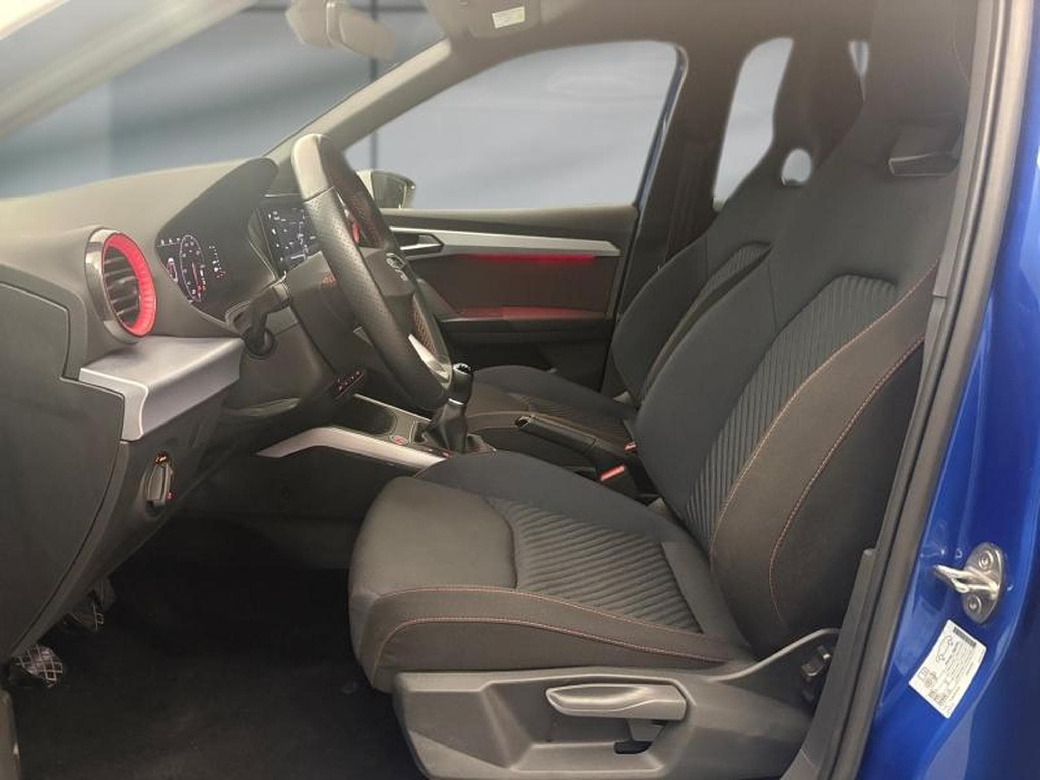 Seat Arona 1.0 TSI 115ch FR DSG7 Spécial Edition (2025) - Foto 10