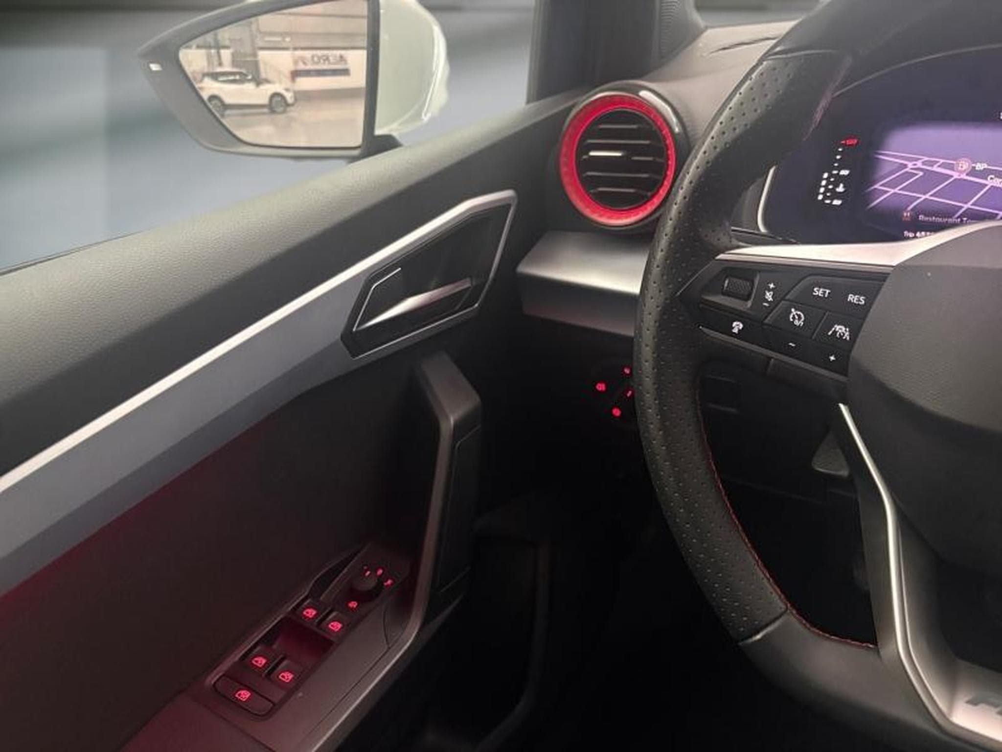 Seat Arona 1.0 TSI 115ch FR DSG7 Spécial Edition (2025) - Foto 17
