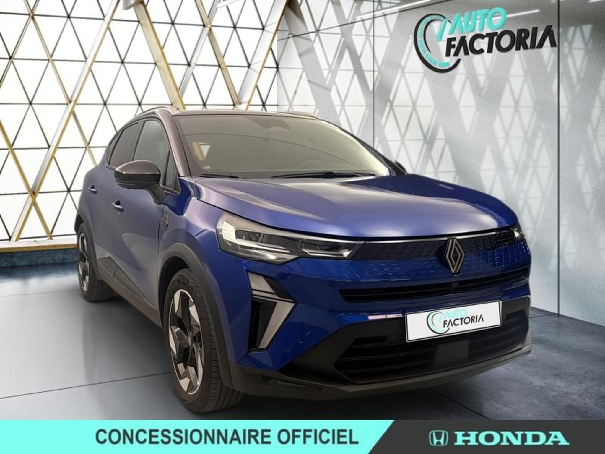 Renault Captur 1.6 E-Tech full hybrid 145ch Techno (2025) - Foto 3
