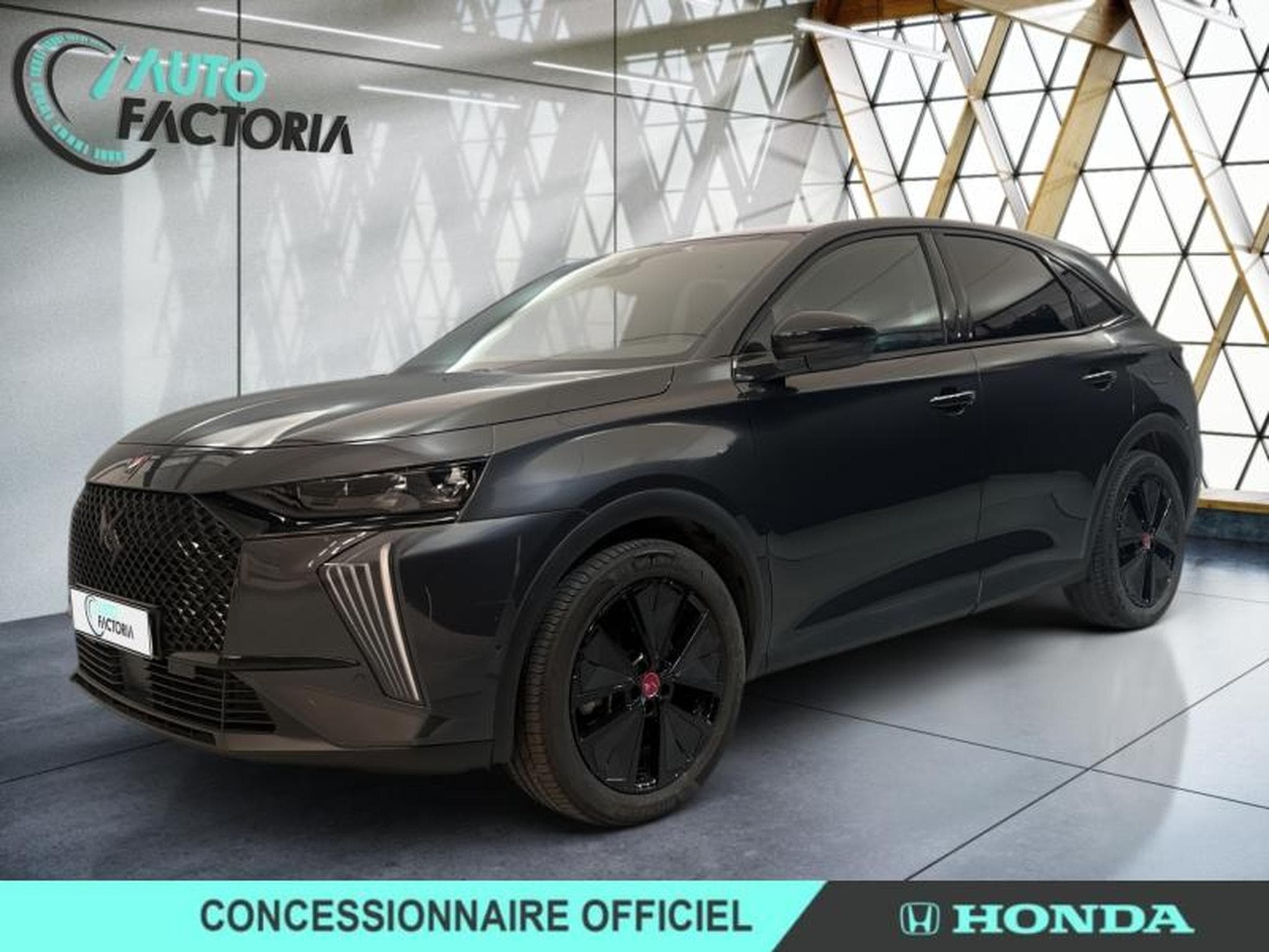 DS Automobiles DS7 E-TENSE 225ch Performance Line + (2024) - Foto 1