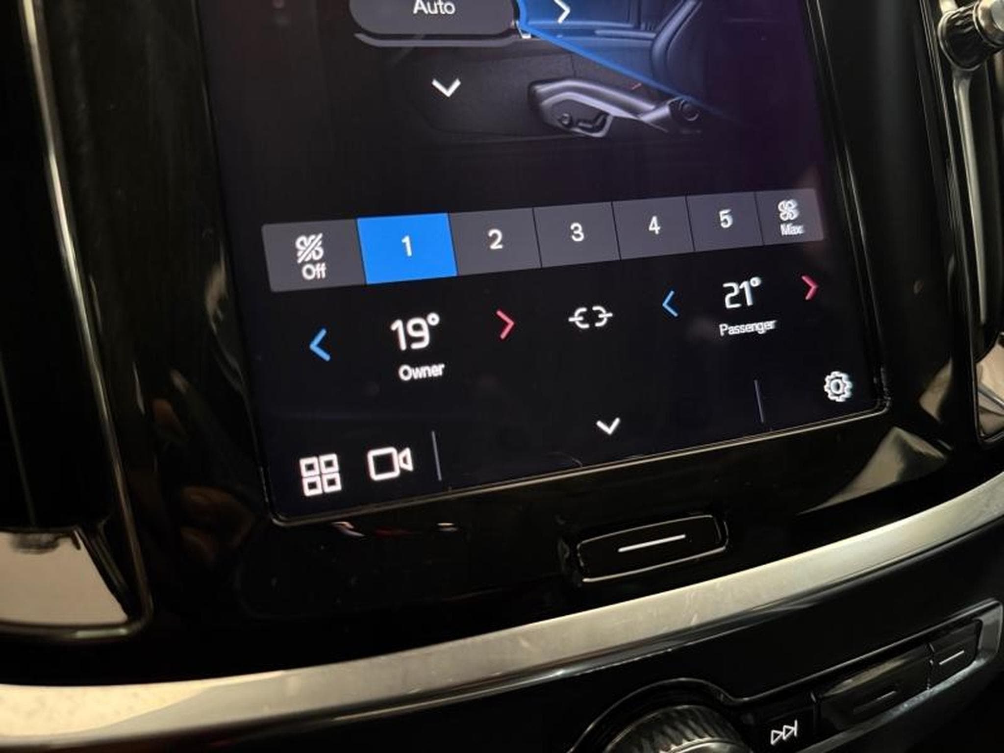 Volvo S60 2,0 197ch CORE (2024) - Foto 19