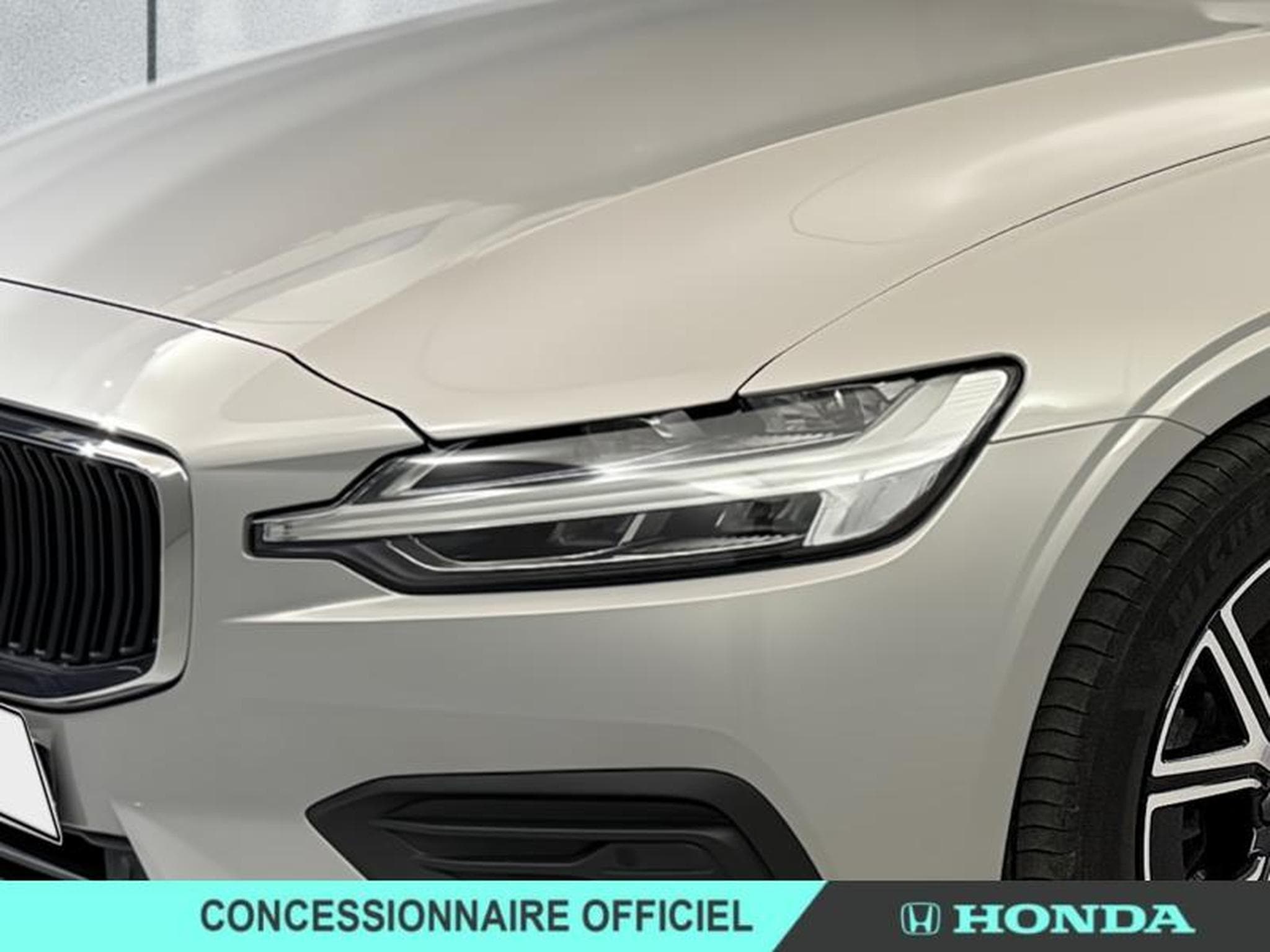 Volvo S60 2,0 197ch CORE (2024) - Foto 2