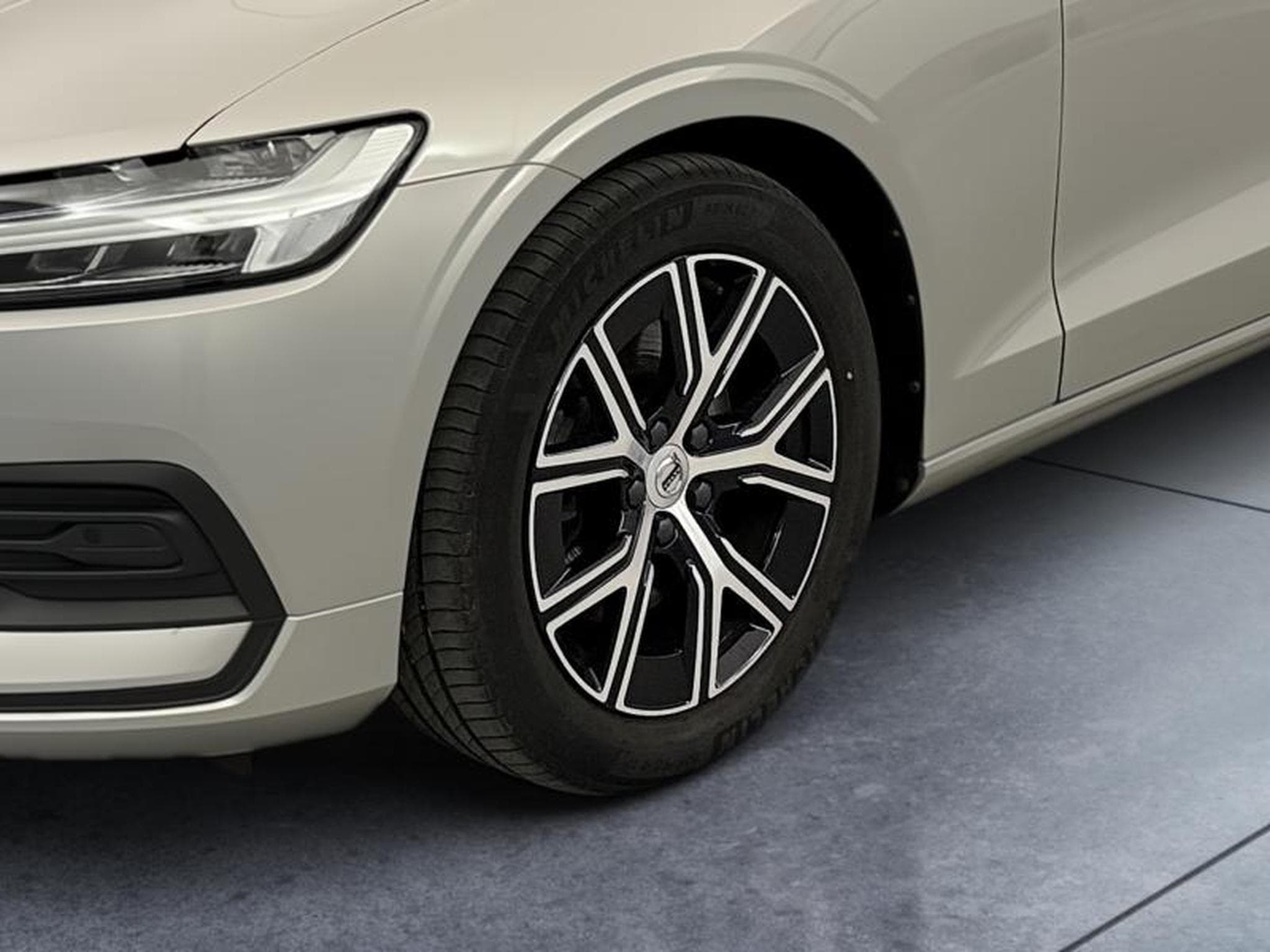 Volvo S60 2,0 197ch CORE (2024) - Foto 9