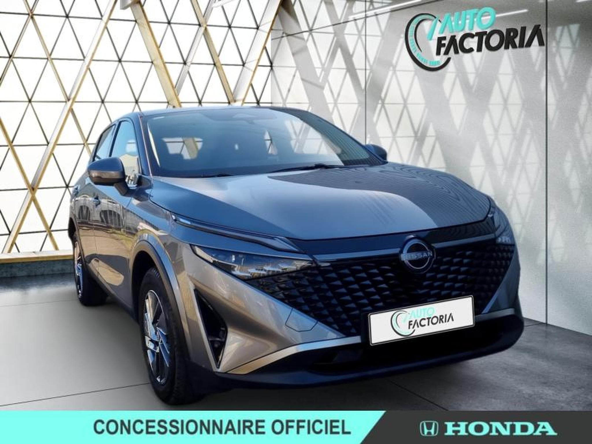 Nissan Qashqai 1.3 DIG-T 140CH MHEV CONNECT (2024) - Foto 2