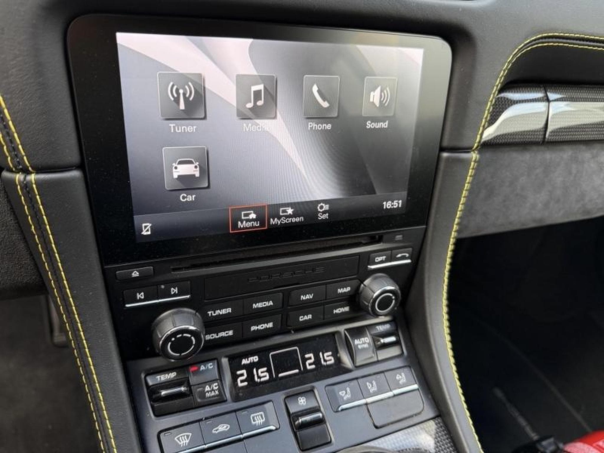 Porsche 718 Cayman 4.0 420ch GT4 (2020) - Foto 17