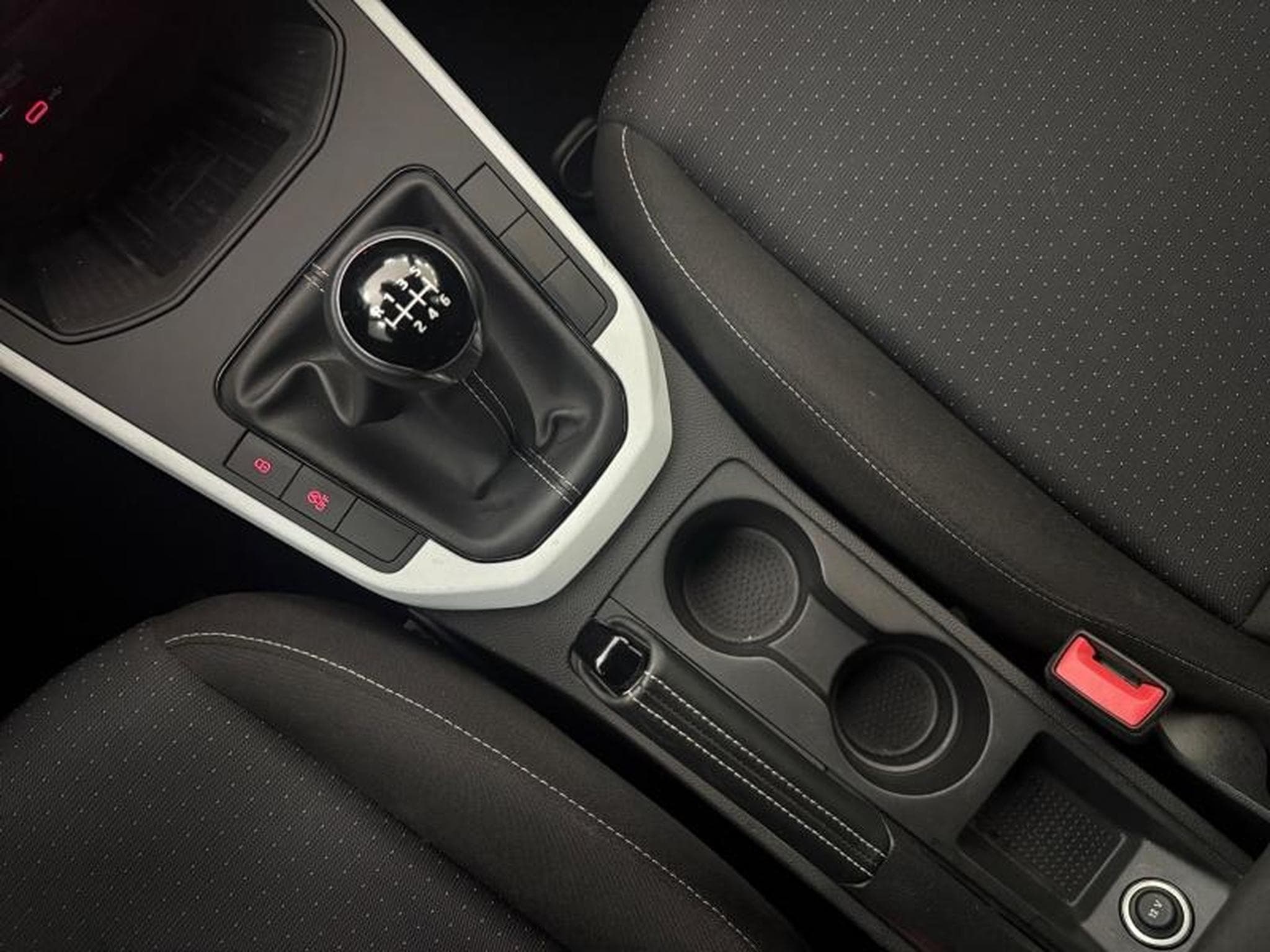 Seat Arona 1.0 TSI 115ch Style Special Edition (2025) - Photo 16