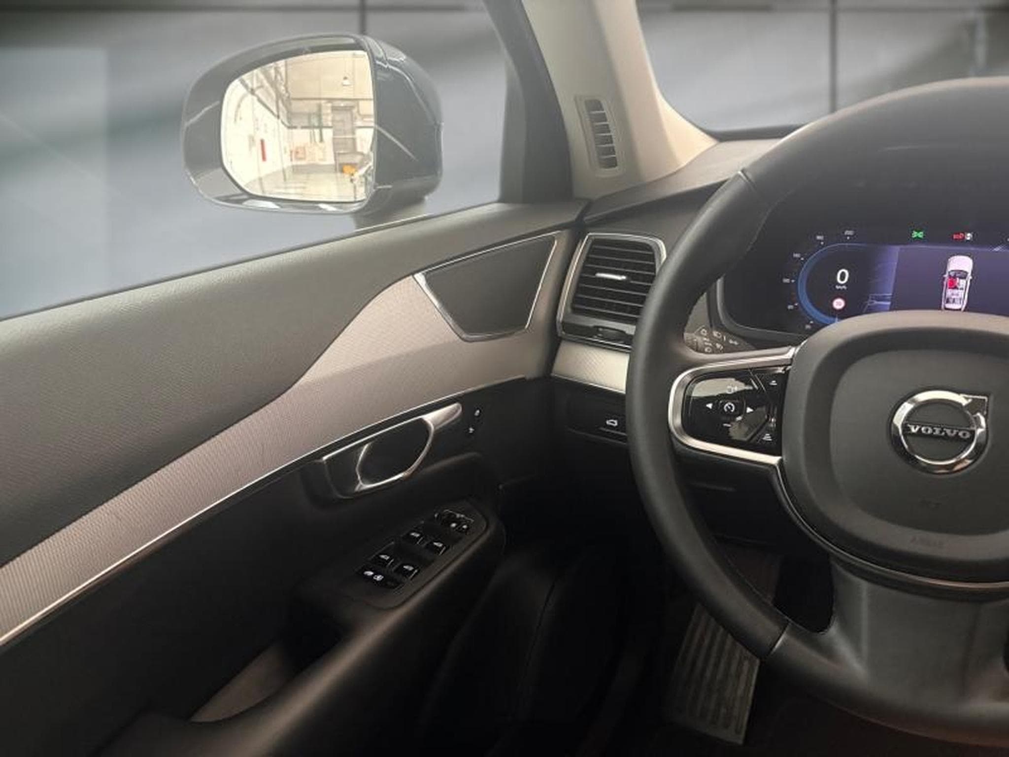 Volvo XC90 T8 AWD 310 + 145ch Core Bright (2024) - Photo 25