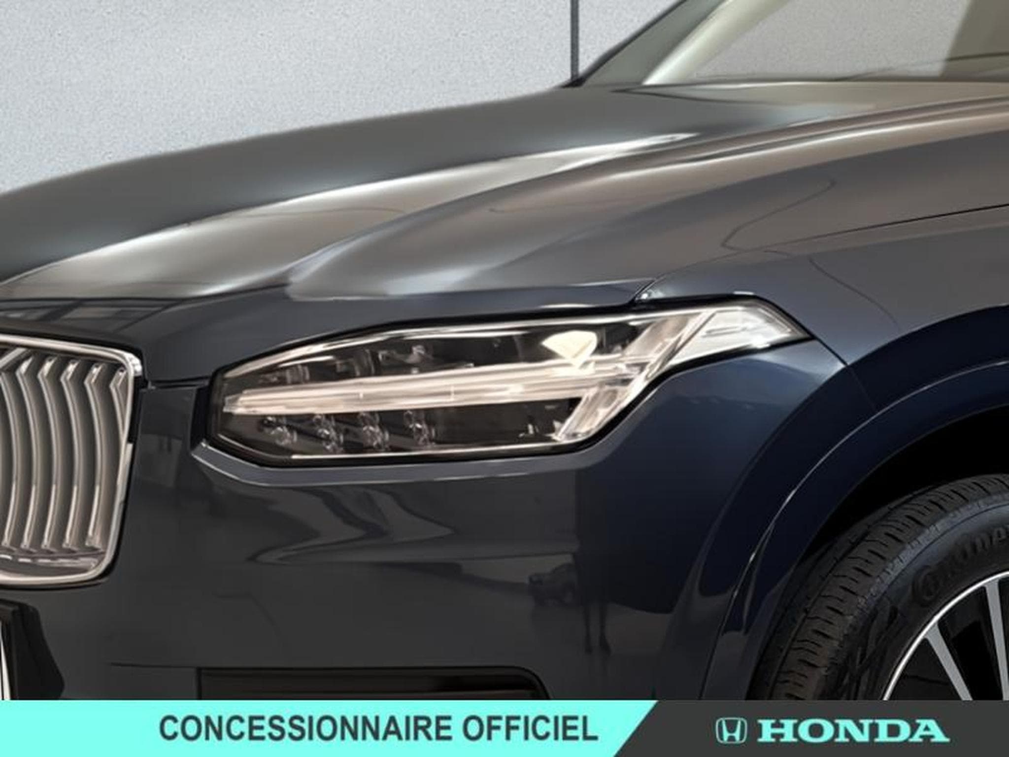Volvo XC90 T8 AWD 310 + 145ch Core Bright (2024) - Photo 6