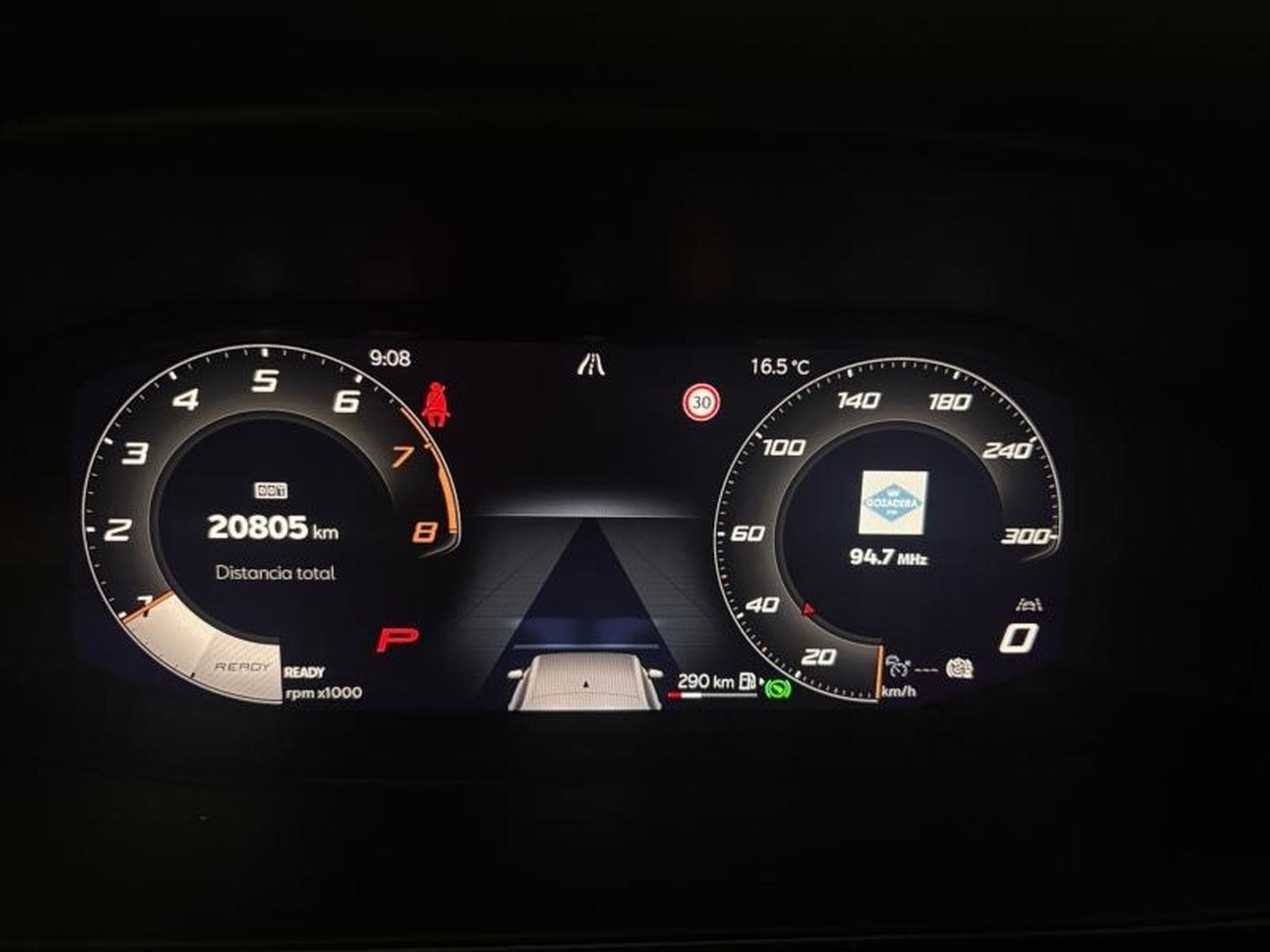 Cupra Leon 1.5 eTSI Hybrid 150ch V DSG7 (2025) - Photo 20