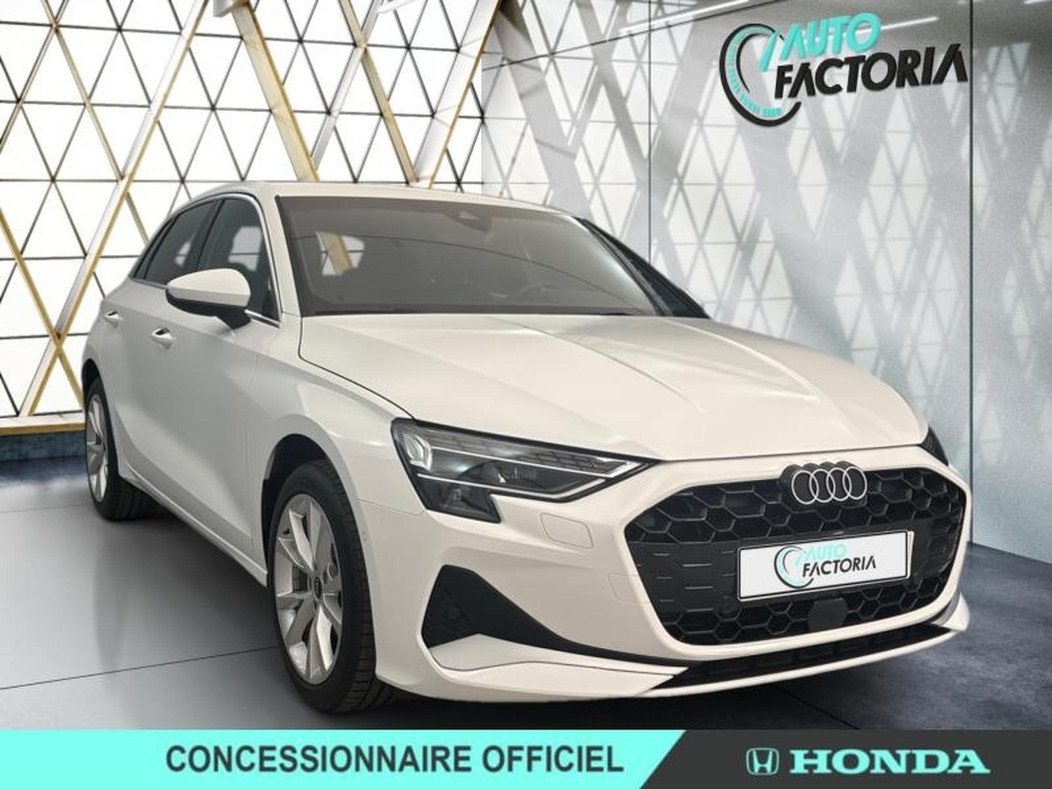 Audi A3 sportback 30 TFSI 116ch Hybride S line S tronic 7 (2024) - Foto 6