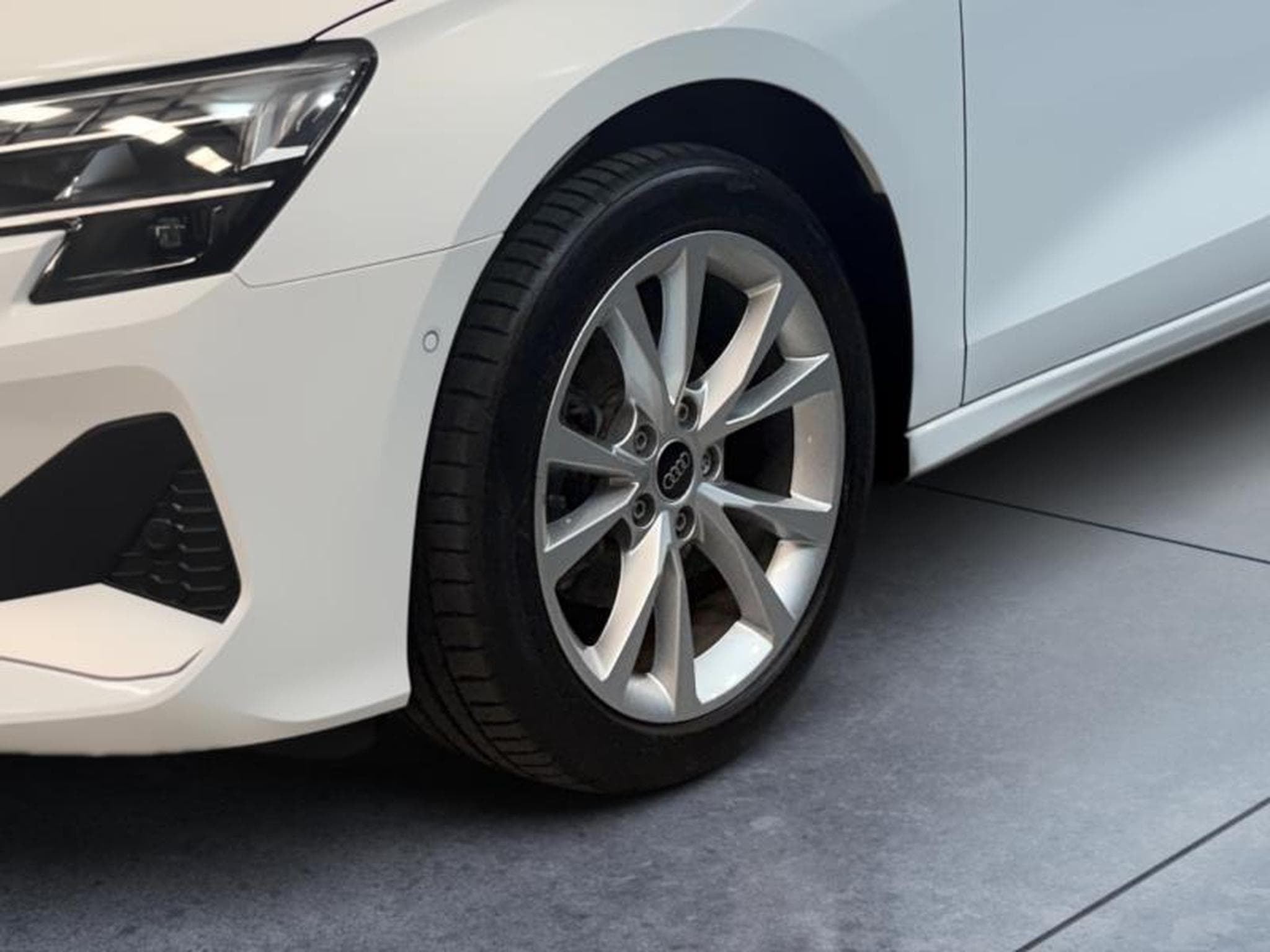 Audi A3 sportback 30 TFSI 116ch Hybride S line S tronic 7 (2024) - Foto 8