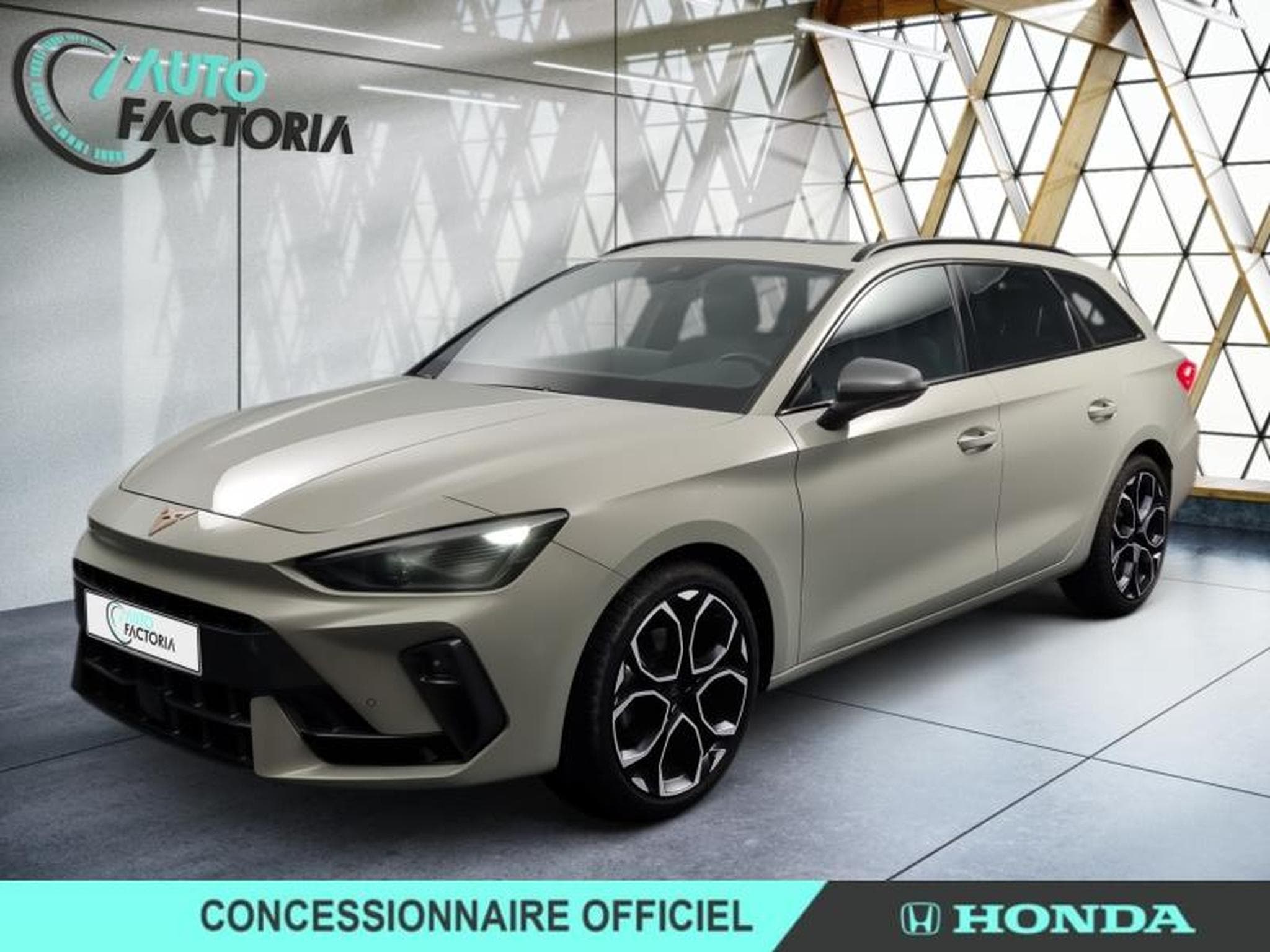 Cupra Leon 1.5 eTSI Hybrid 150ch V DSG7 (2025) - Photo 1