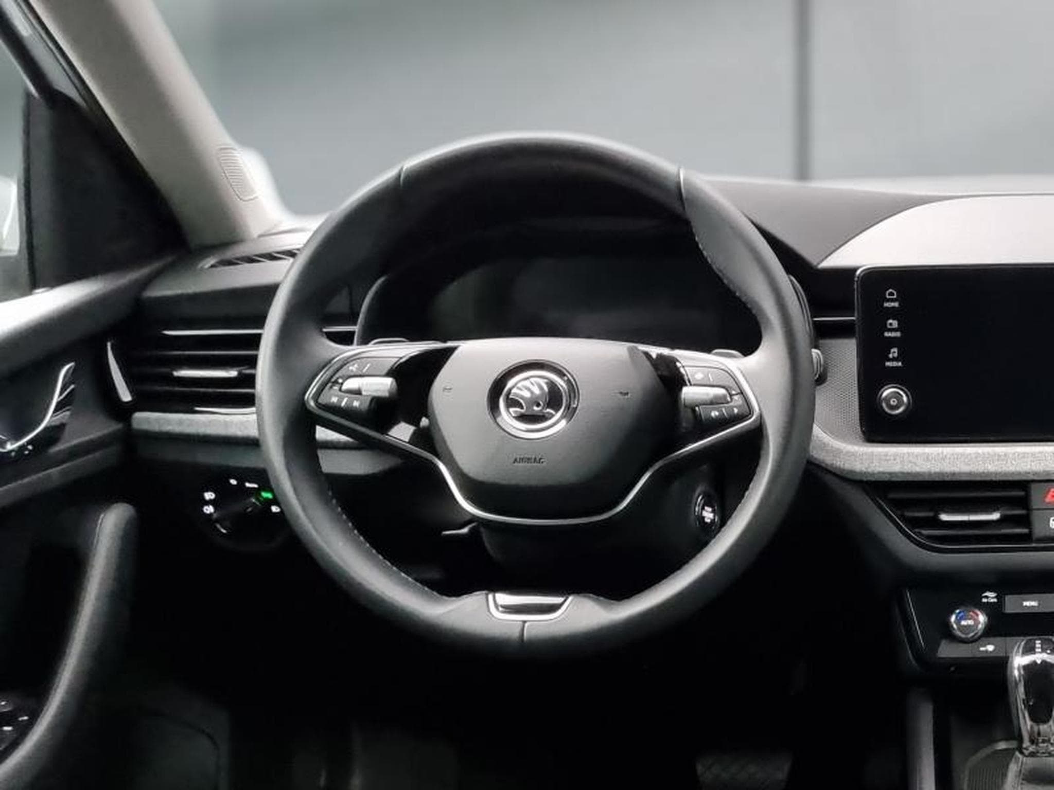 Skoda Scala 1.0 TSI Evo2 116ch Selection (2025) - Photo 10