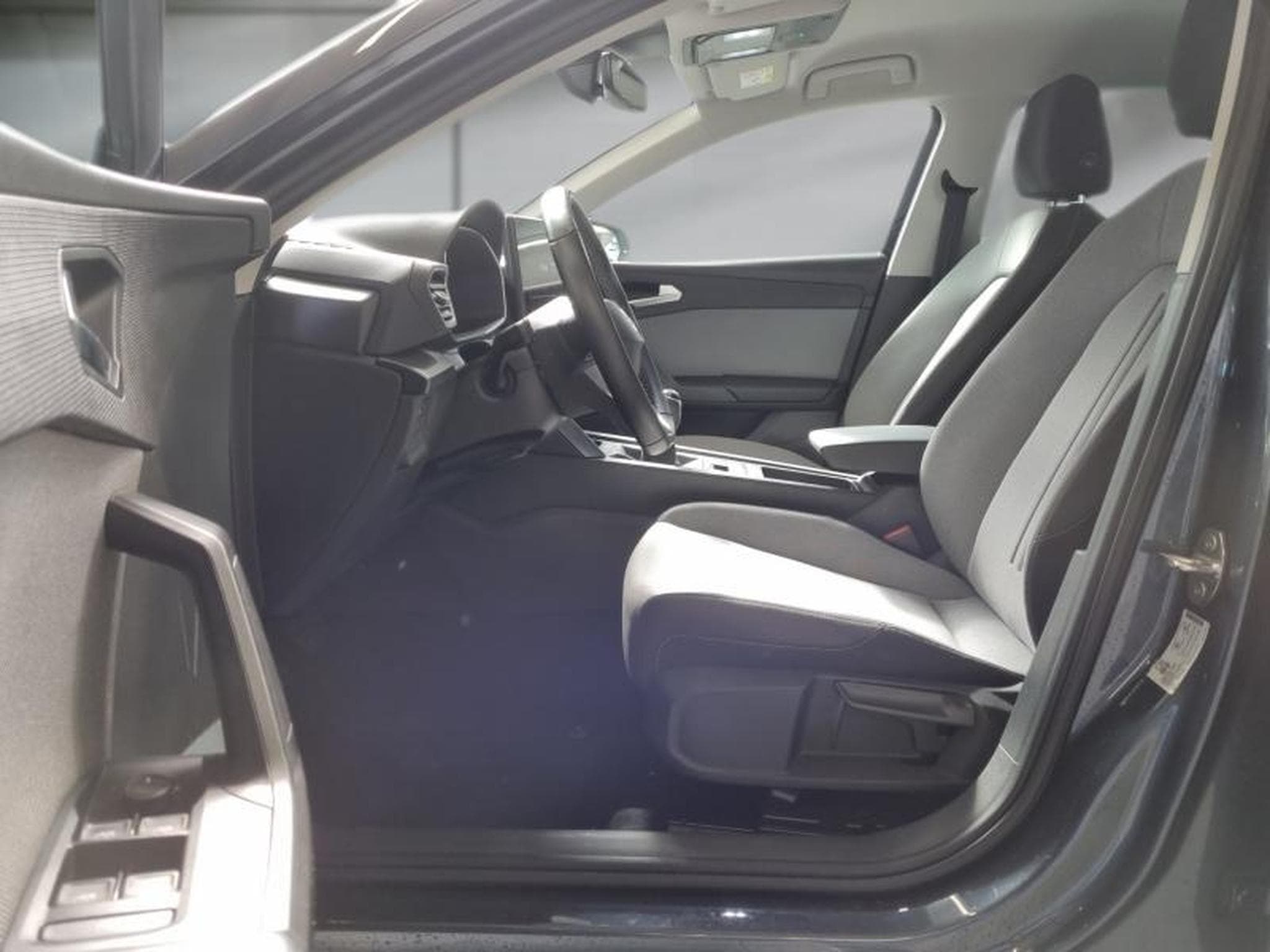 Seat Leon 2.0 TDI 115CH STYLE XL (2025) - Photo 14