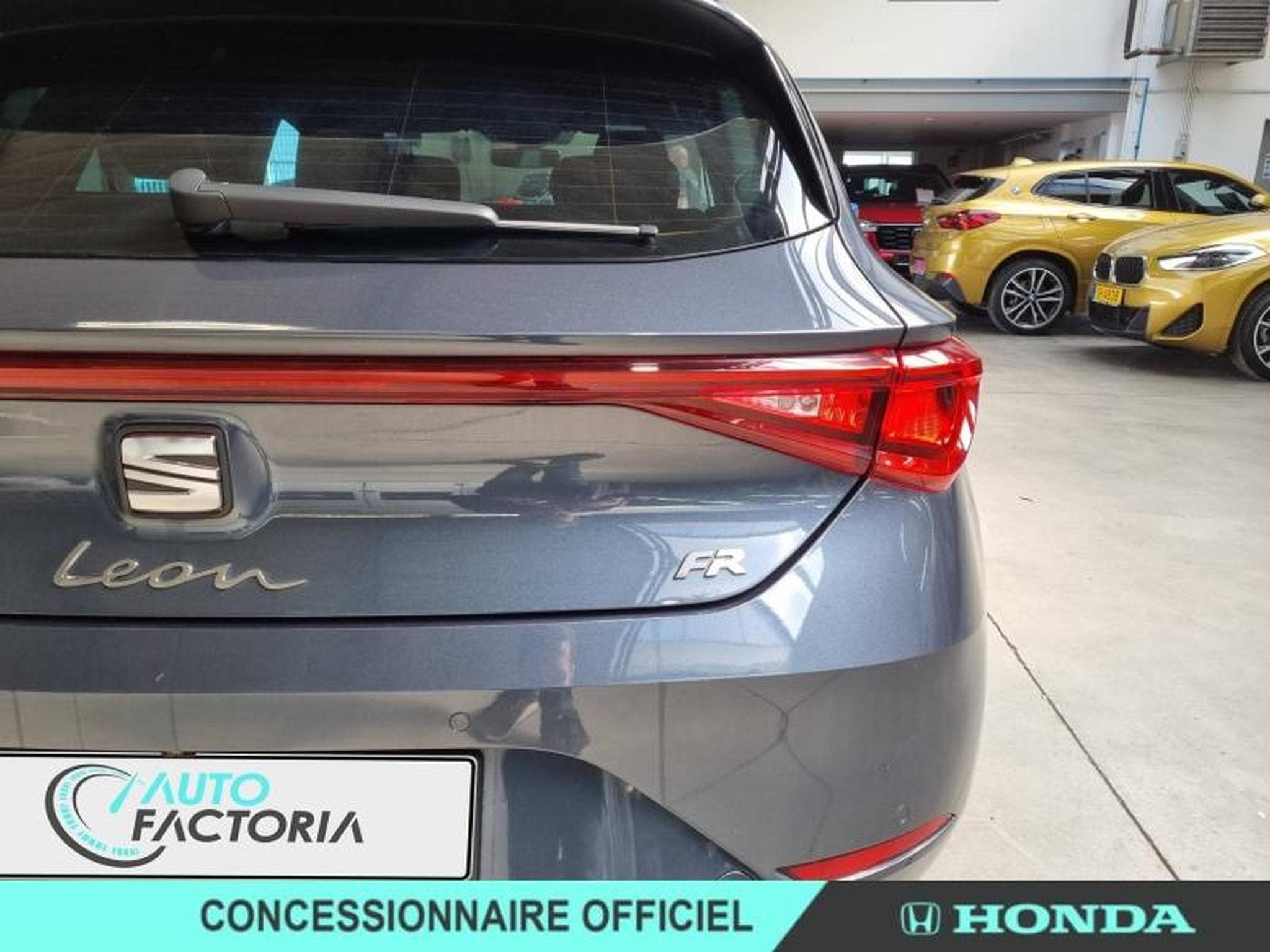 Seat Leon 1.5 TSI 115CH FR 25 ANNIVERSAIRE (2025) - Photo 5
