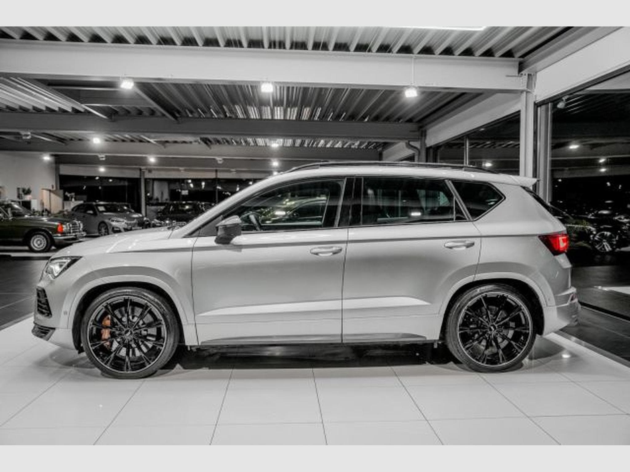 Cupra Ateca Ateca VZ 2.0 TSI 4D Akrapovic AHK Beats PANO ABT (2020) - Photo 10