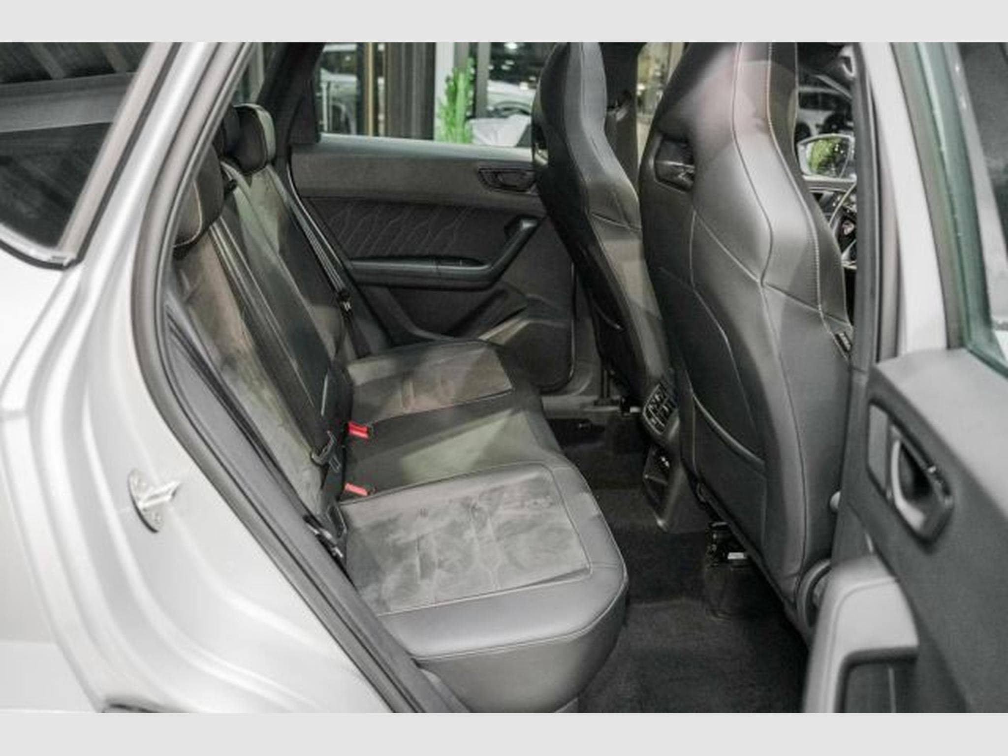 Cupra Ateca Ateca VZ 2.0 TSI 4D Akrapovic AHK Beats PANO ABT (2020) - Photo 14