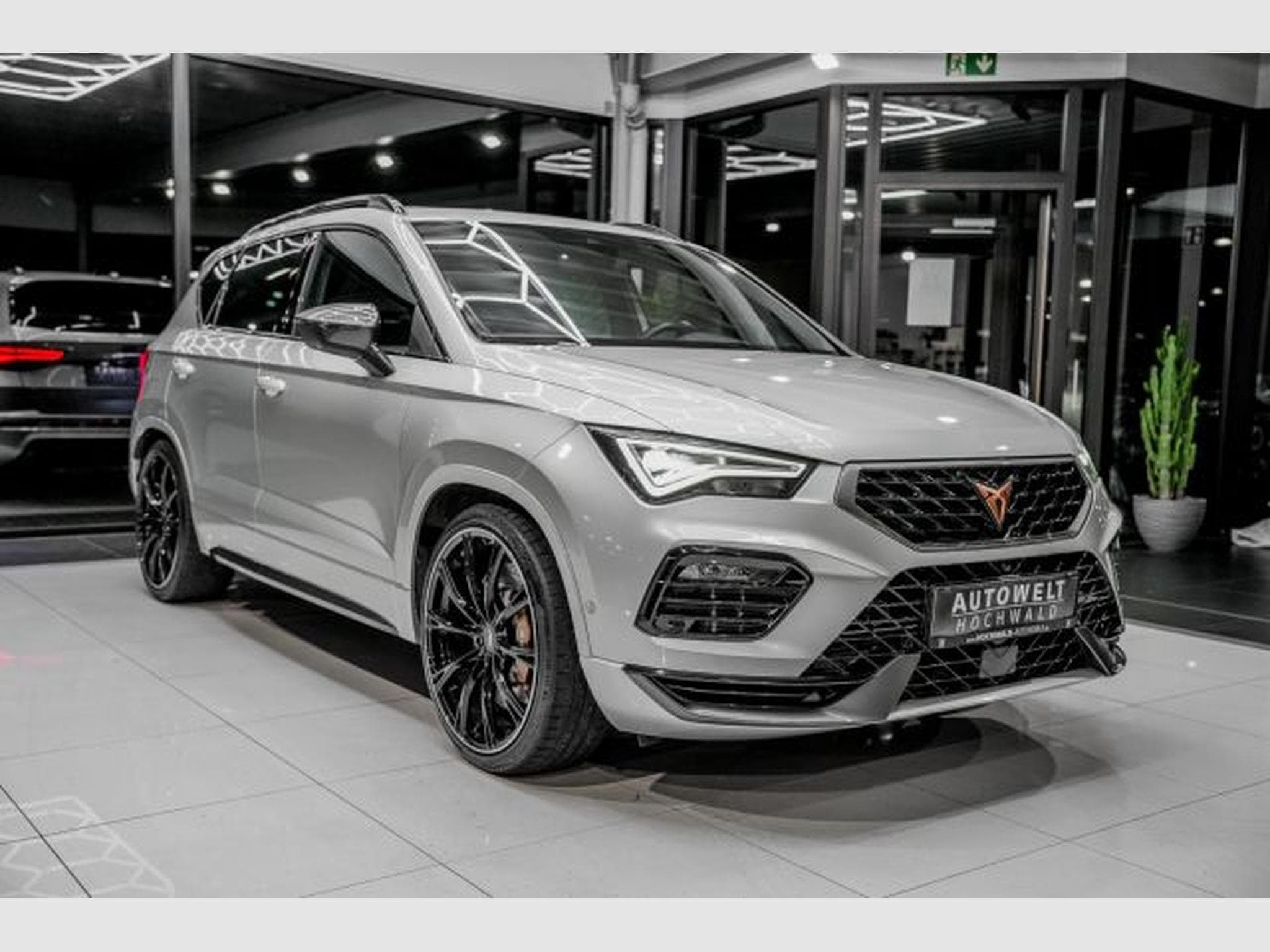 Cupra Ateca Ateca VZ 2.0 TSI 4D Akrapovic AHK Beats PANO ABT (2020) - Photo 4