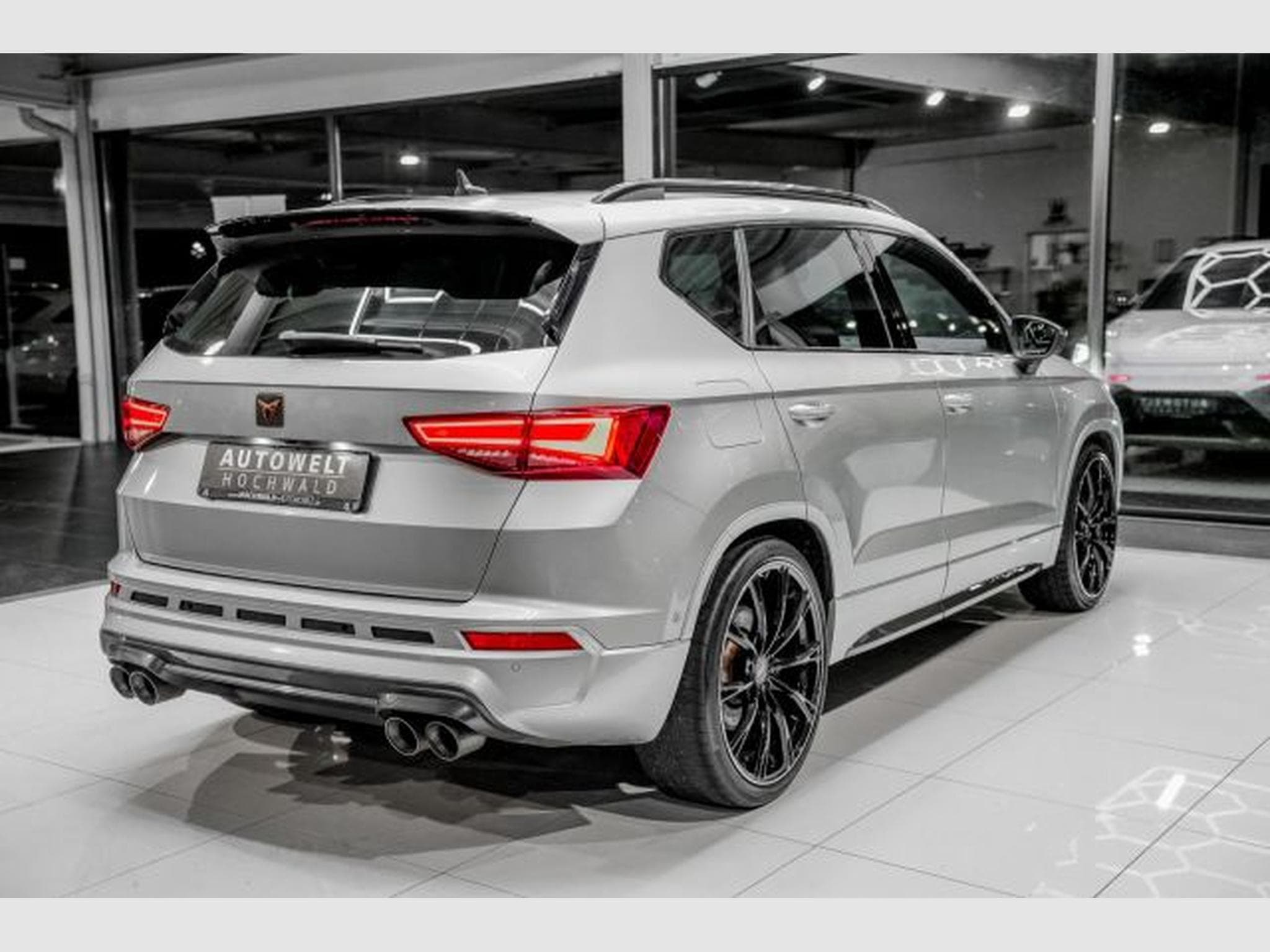 Cupra Ateca Ateca VZ 2.0 TSI 4D Akrapovic AHK Beats PANO ABT (2020) - Photo 6