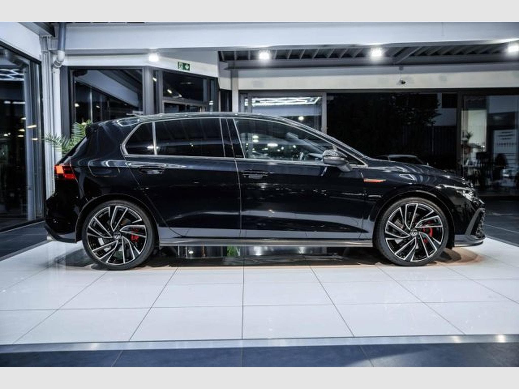 VW Golf Golf 8 GTI 2.0 TSI DSG NAVI LED RFK ACC 19 Zoll (2022) - Foto 7