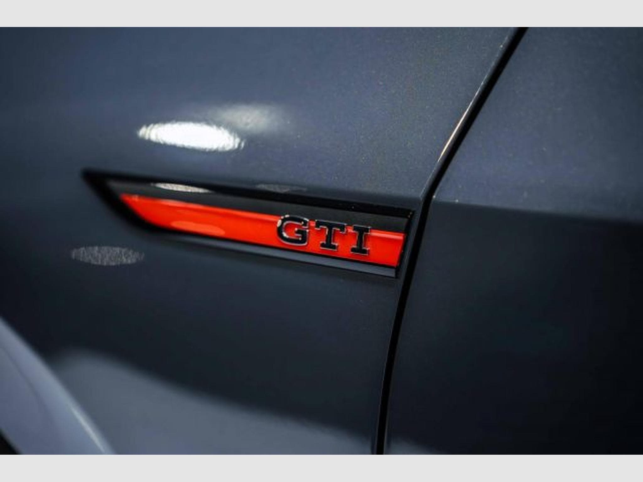 VW Golf Golf 8 GTI 2.0 TSI DSG IQ-Drive IQ-LED ACC Side (2023) - Foto 11