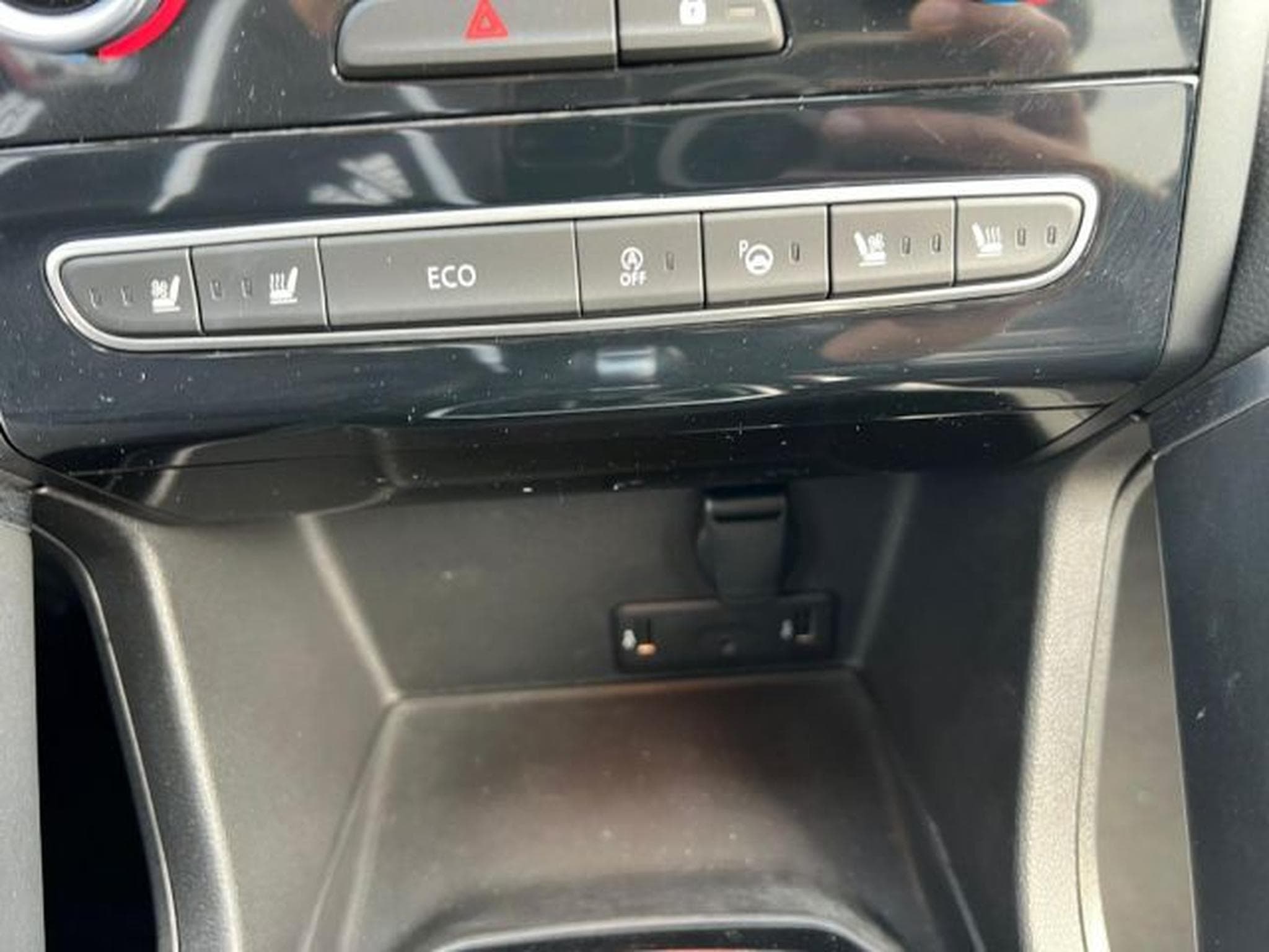 Renault Koleos Koleos Initiale Paris 4x4 KLIMA,NAVI,PDC,PANO (2022) - Photo 14