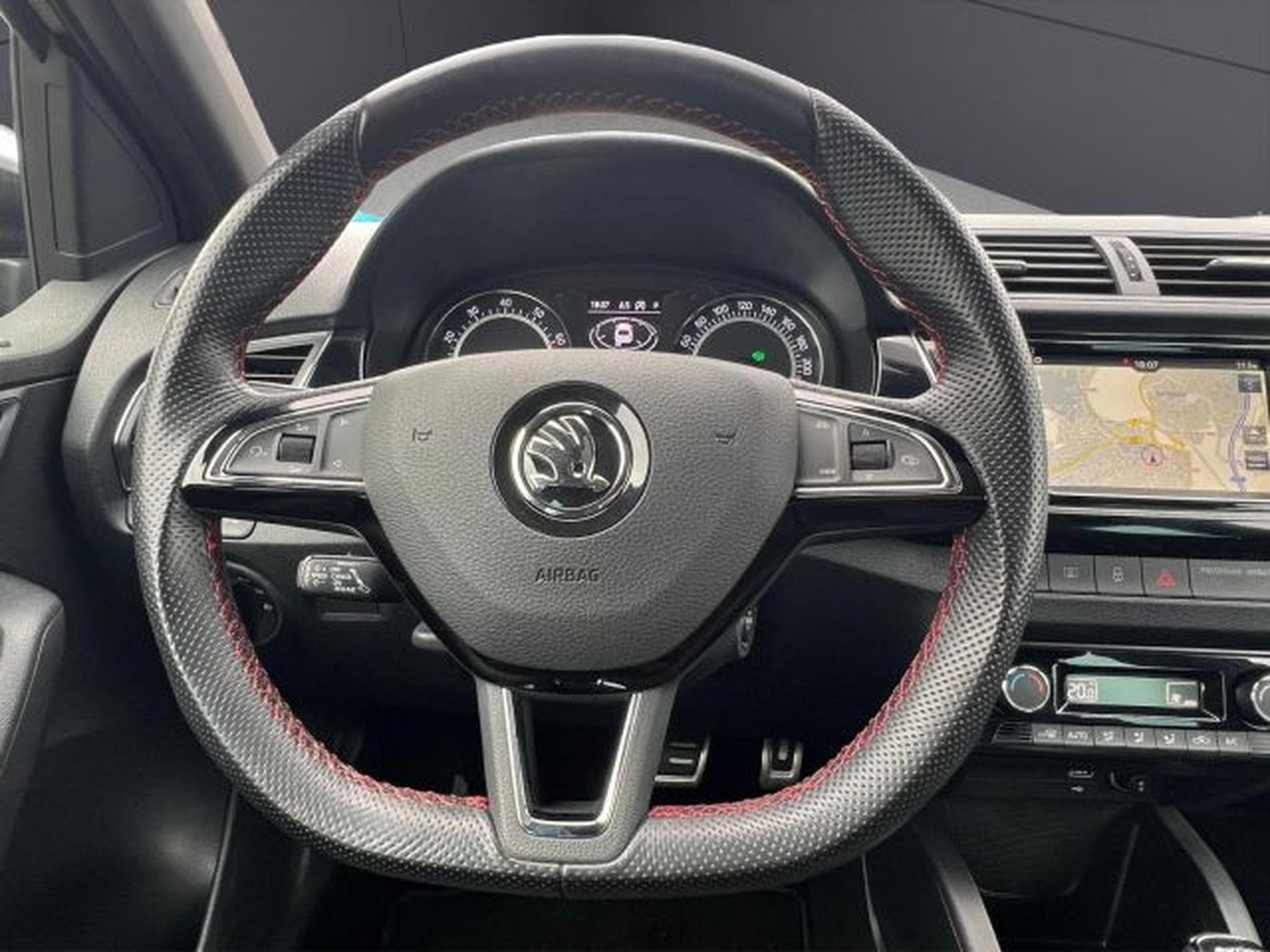 Skoda Fabia Fabia Combi Monte Carlo KLIMA,NAVI,SHZ,AUTOMATIK (2018) - Photo 10