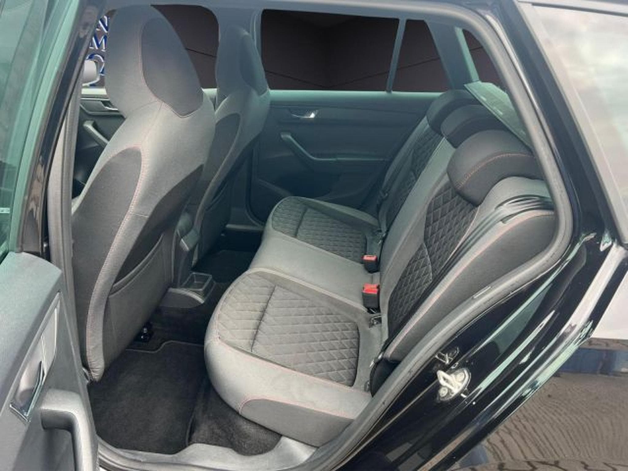 Skoda Fabia Fabia Combi Monte Carlo KLIMA,NAVI,SHZ,AUTOMATIK (2018) - Photo 13
