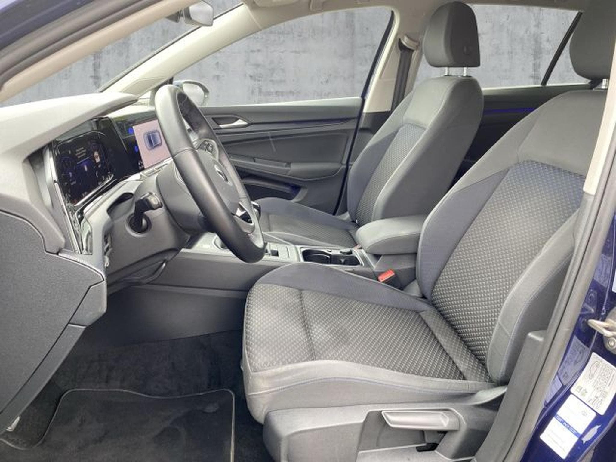 VW Golf Golf 8 TSI United NAVI LED AHK ACC Spur. ACTIVE (2020) - Foto 11