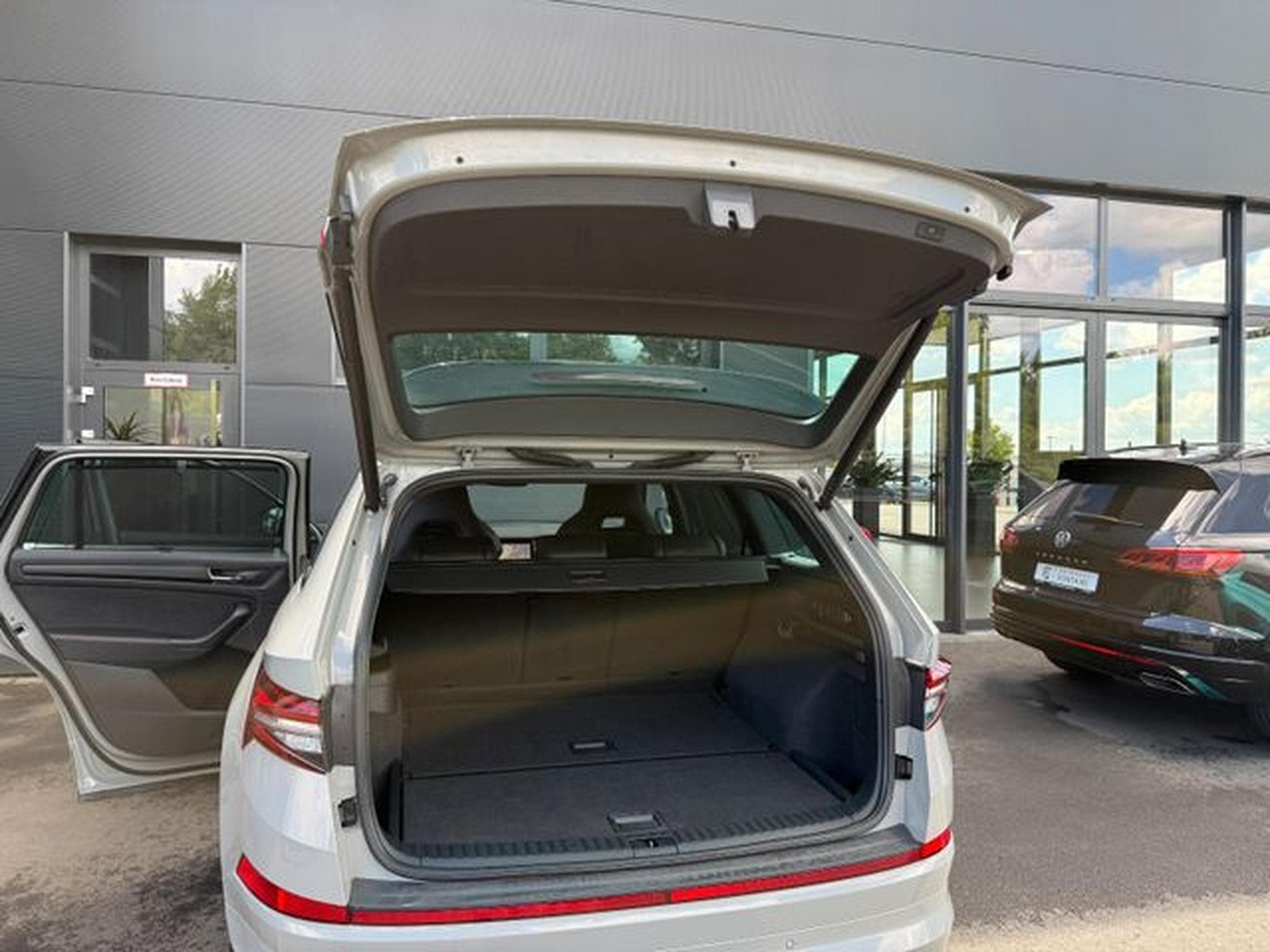 Skoda Kodiaq Kodiaq RS 4x4 eAHK 20" Kamera Columbus DCC Lane (2023) - Photo 13