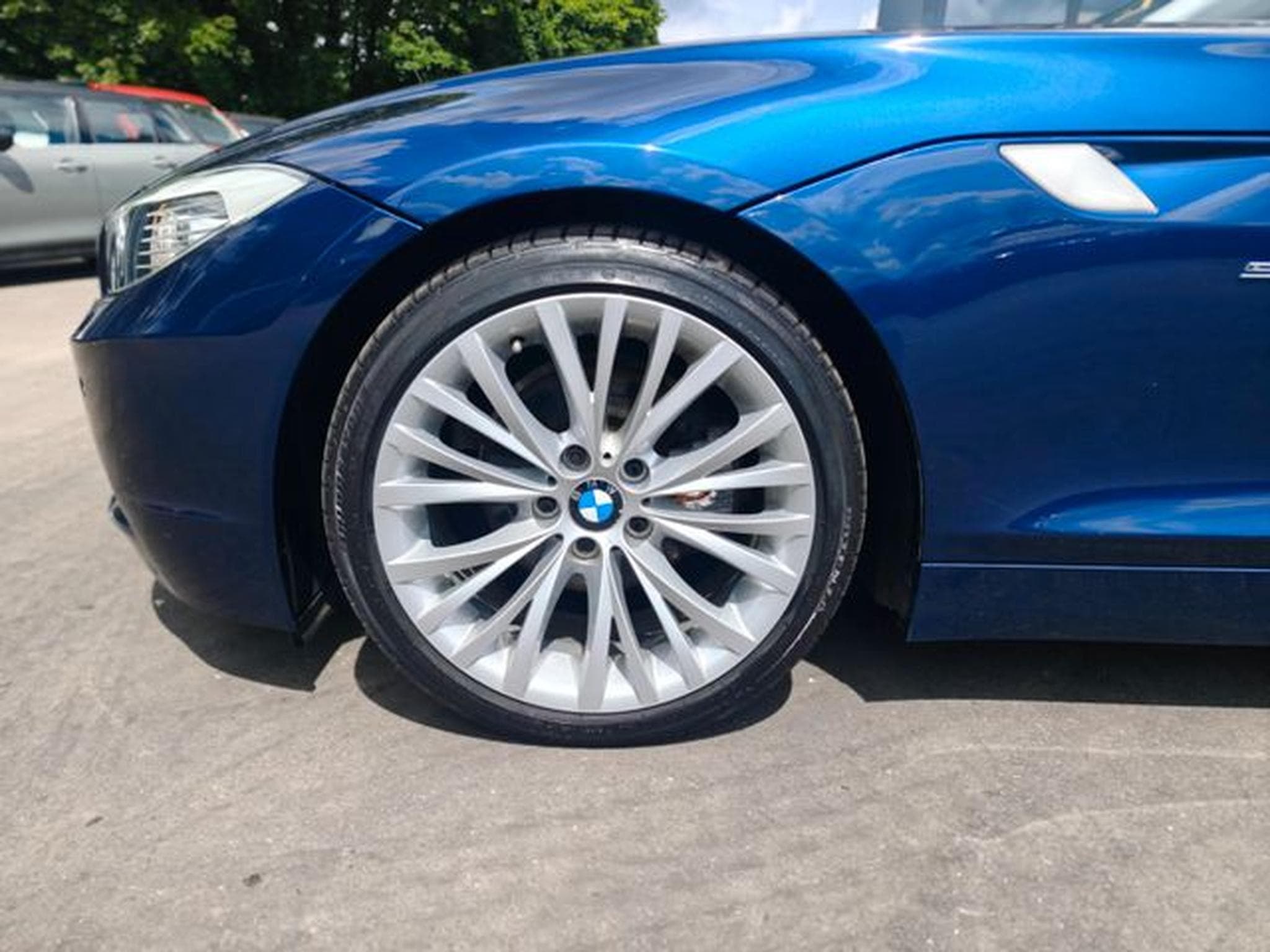 BMW Z4 Z4 ROADSTER 20i*AUT.FACELIFT*2. HD*NAVI*SHZ*TOP* (2011) - Foto 11