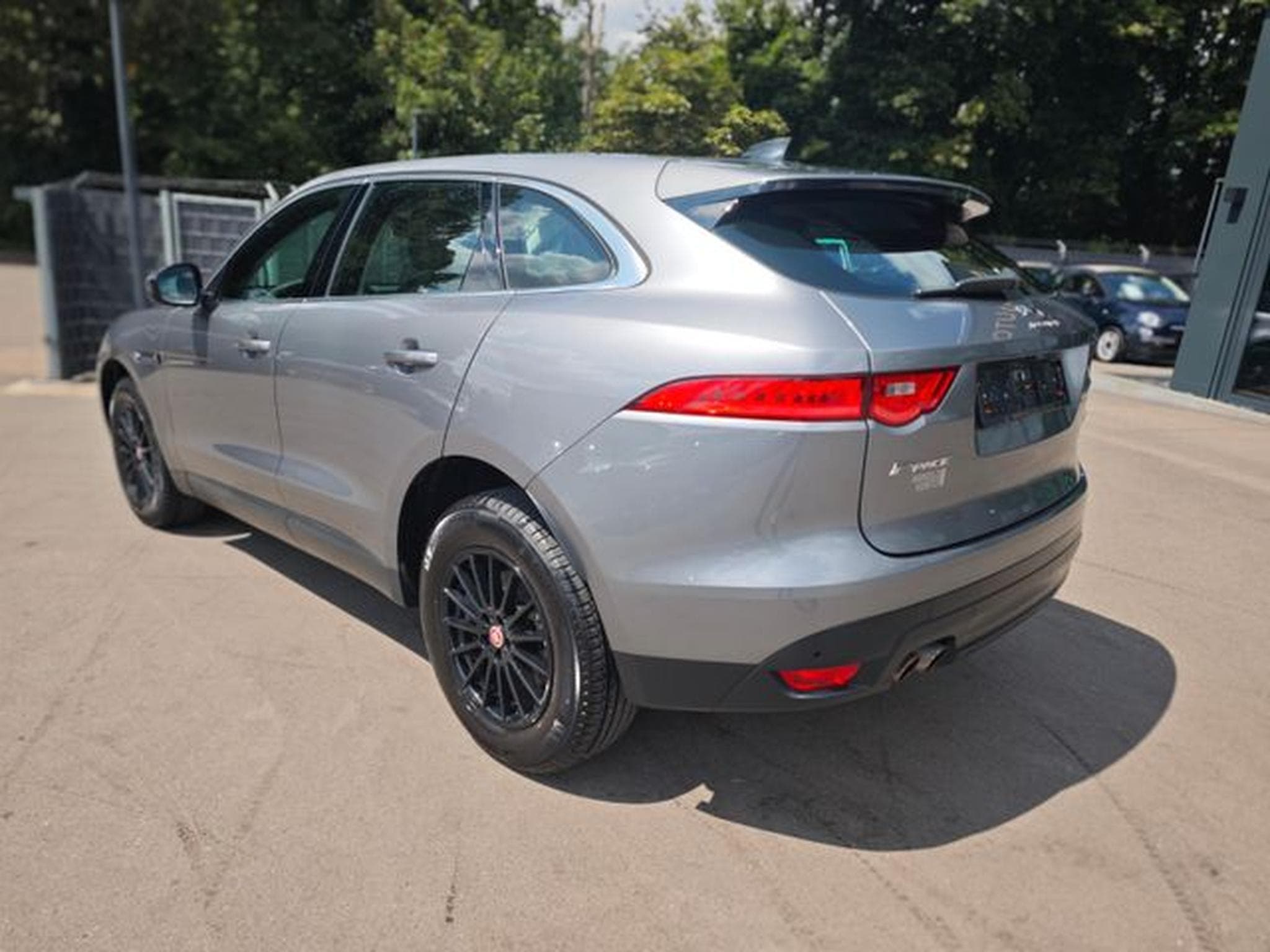 Jaguar F-Pace F-PACE PRESTIGE AWD*VOLL-LED*LEDER*SHZ *KAMERA* (2020) - Photo 8