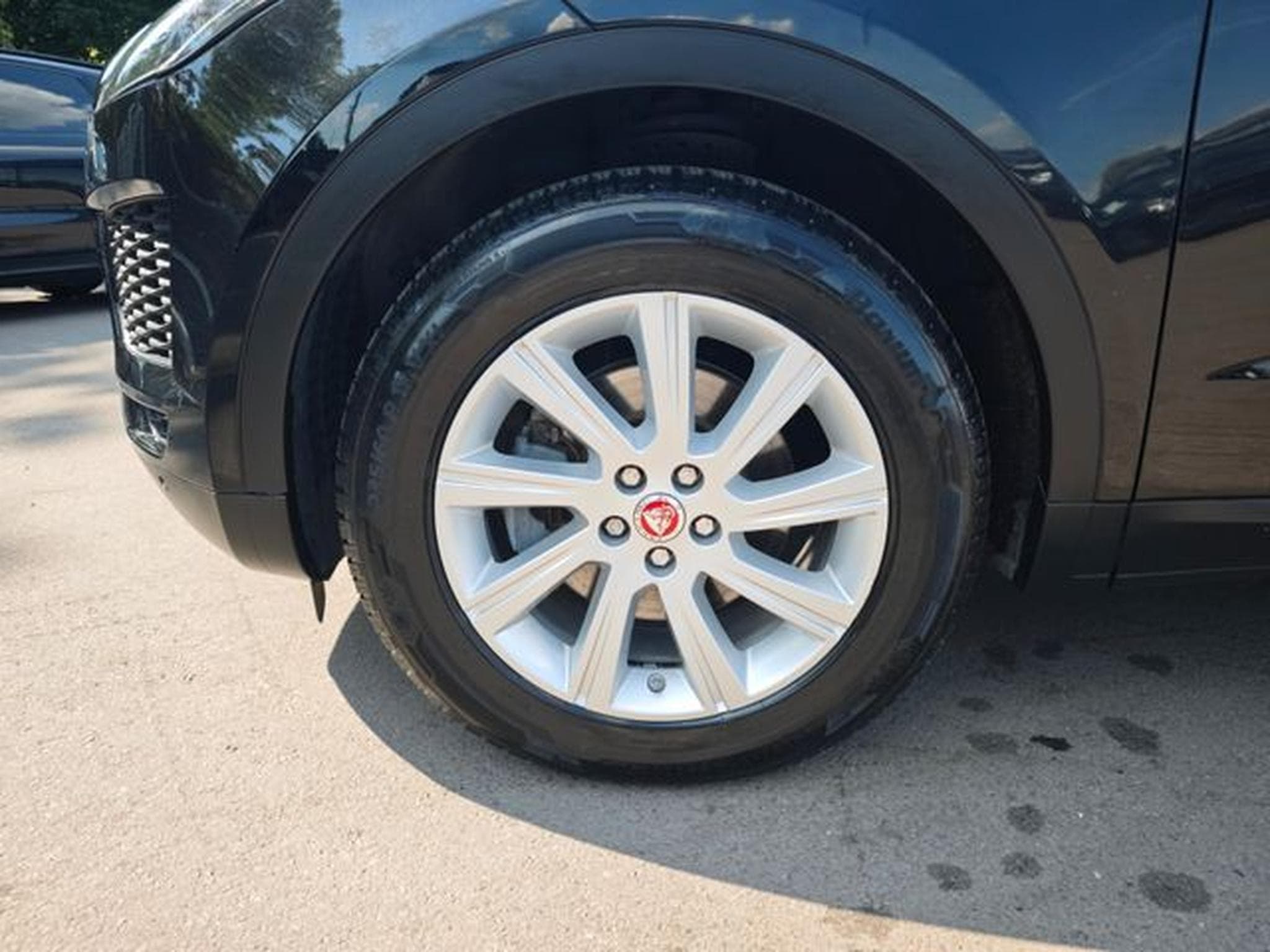 Jaguar E-Pace E-PACE AWD*NAVI*KAMERA*SITZHEIZUNG*VOLL-LED* (2019) - Photo 10