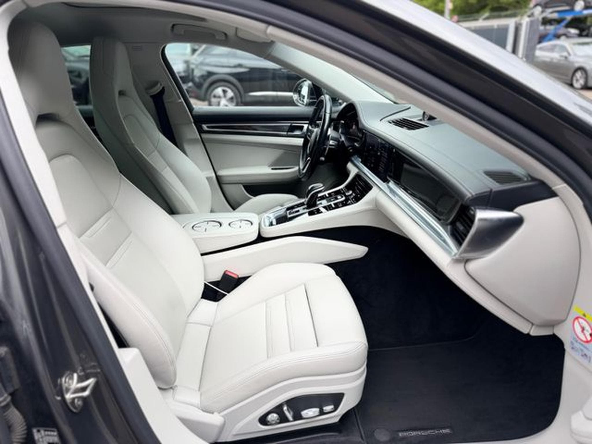 Porsche Panamera PANAMERA 4S*SOFTCLOSE*PANORAMA*APPROVED:06.27* (2017) - Photo 12