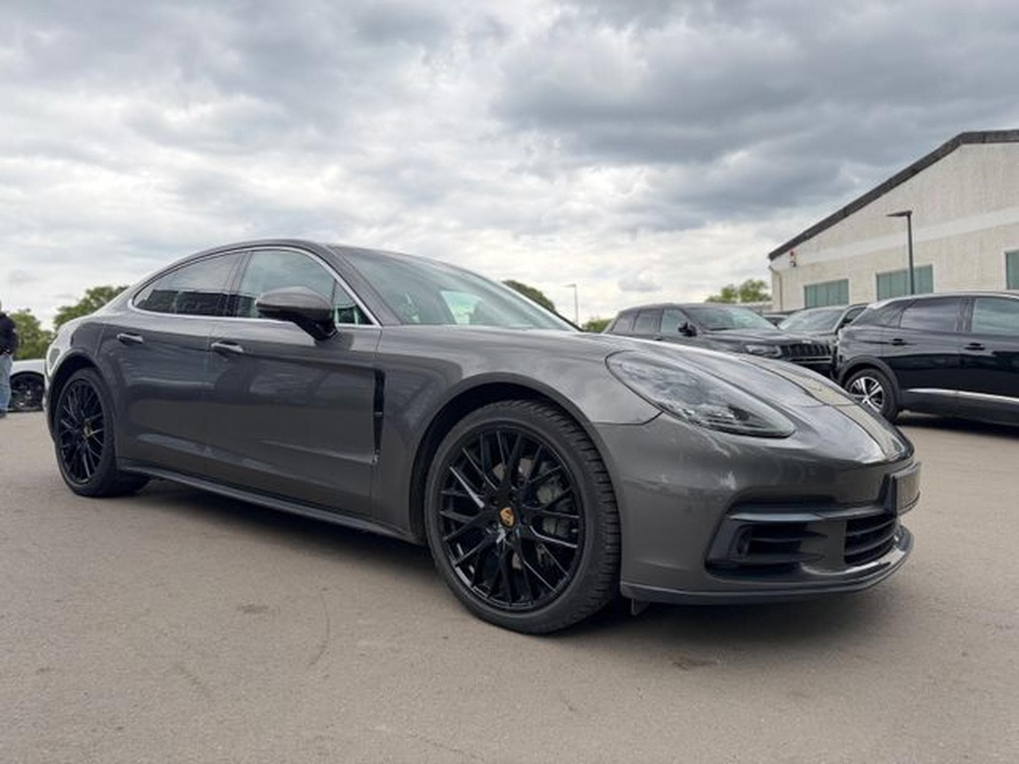 Porsche Panamera PANAMERA 4S*SOFTCLOSE*PANORAMA*APPROVED:06.27* (2017) - Photo 4