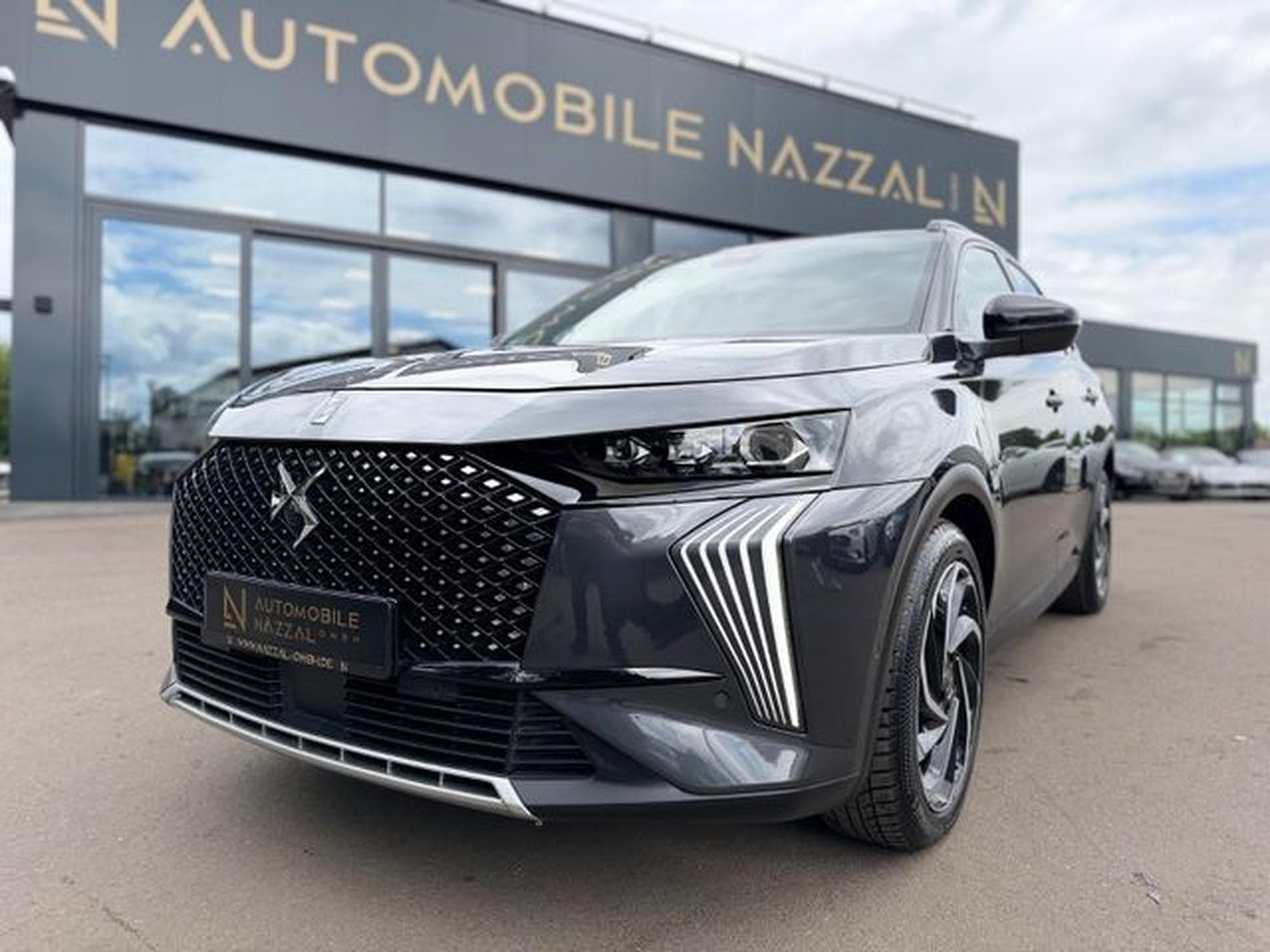 DS Automobiles DS7 DS7 E-TENSE 4X4 ETOILE*PLUG IN*PANO*LED*360 VIEW (2025) - Photo 2