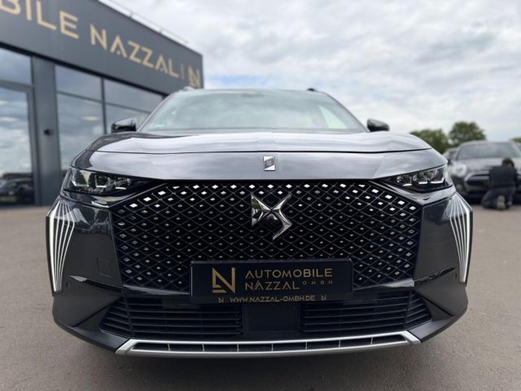 DS Automobiles DS7 DS7 E-TENSE 4X4 ETOILE*PLUG IN*PANO*LED*360 VIEW (2025) - Photo 3