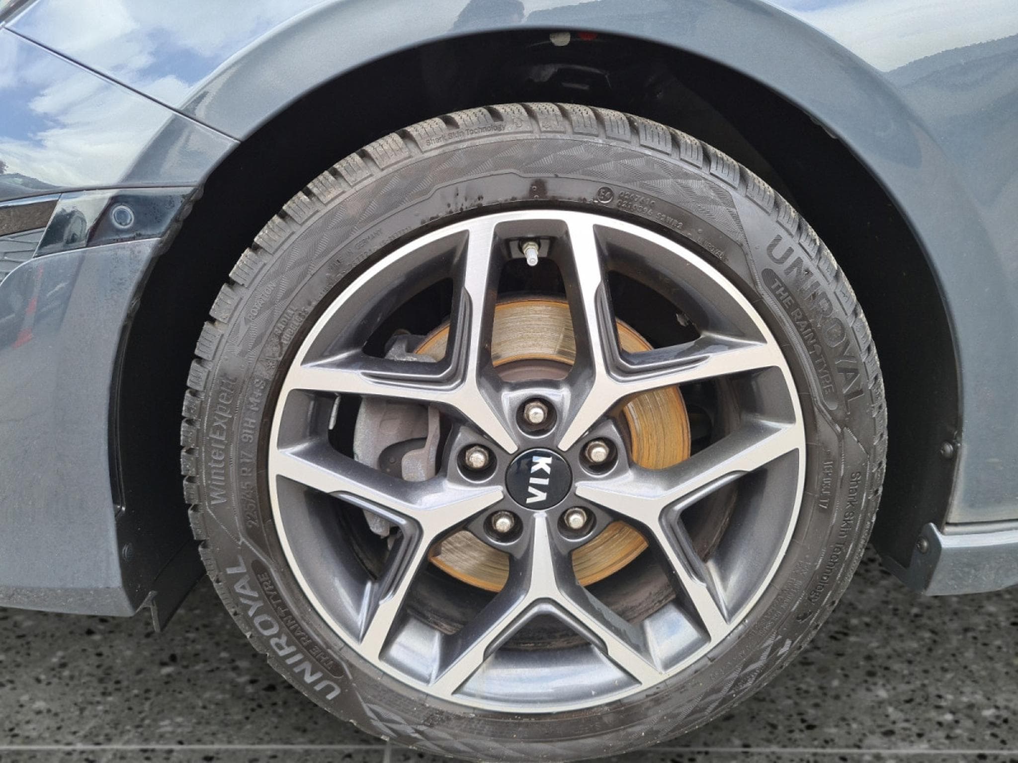 Kia Ceed GT-Line 1.5T 160 DCT (2022) - Foto 9