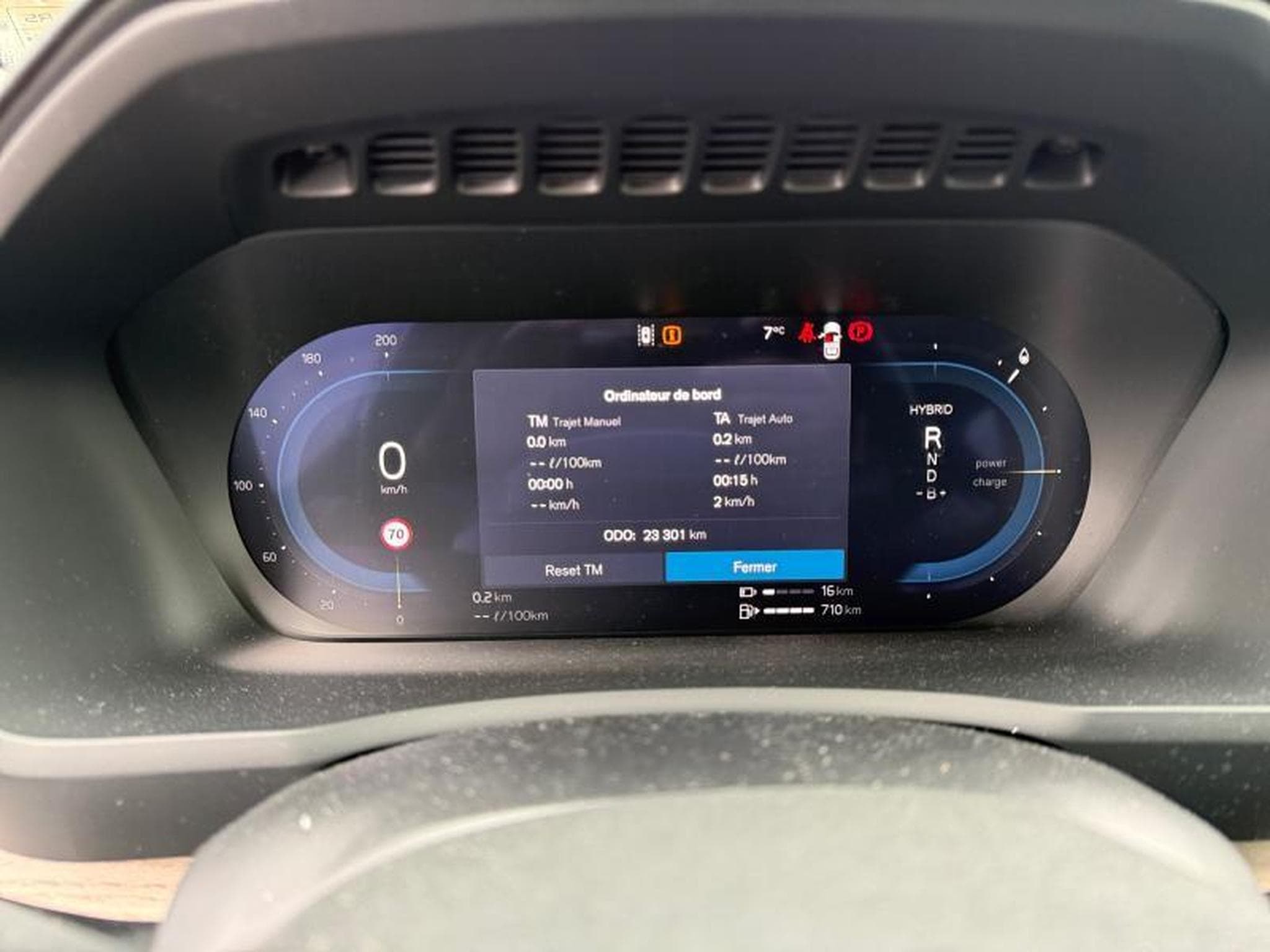 Volvo XC90 T8 Plus Dark / Hybride (2025) - Foto 18