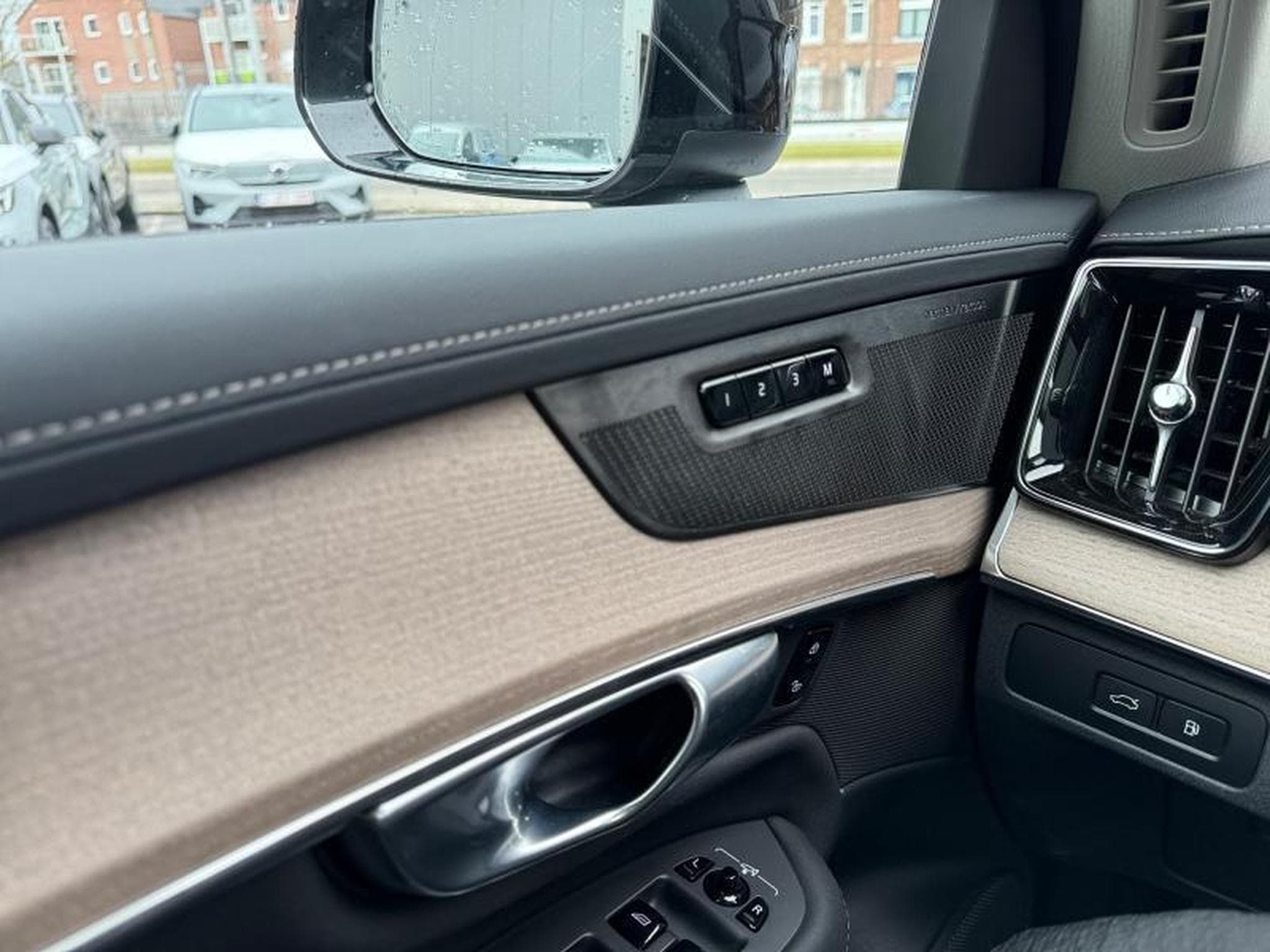 Volvo XC90 T8 Plus Dark / Hybride (2025) - Foto 20