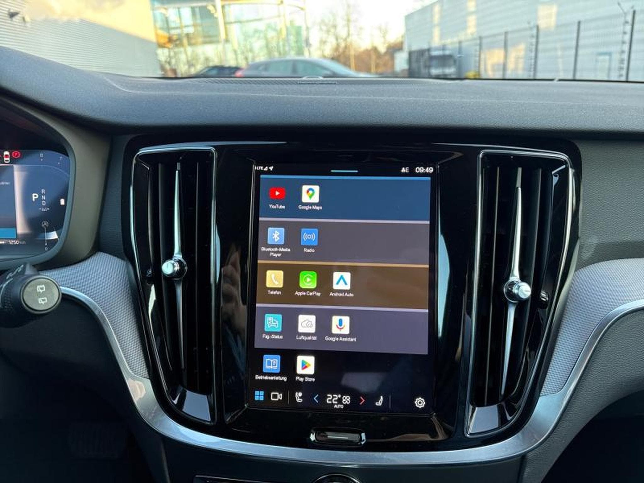 Volvo V60 b4 Plus Dark / Essence (2025) - Foto 16
